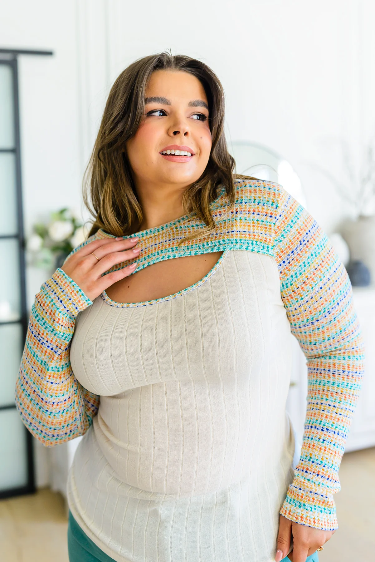 Evidently Extra Peekaboo Cut Out Top - 4/4/2023 - Image 16