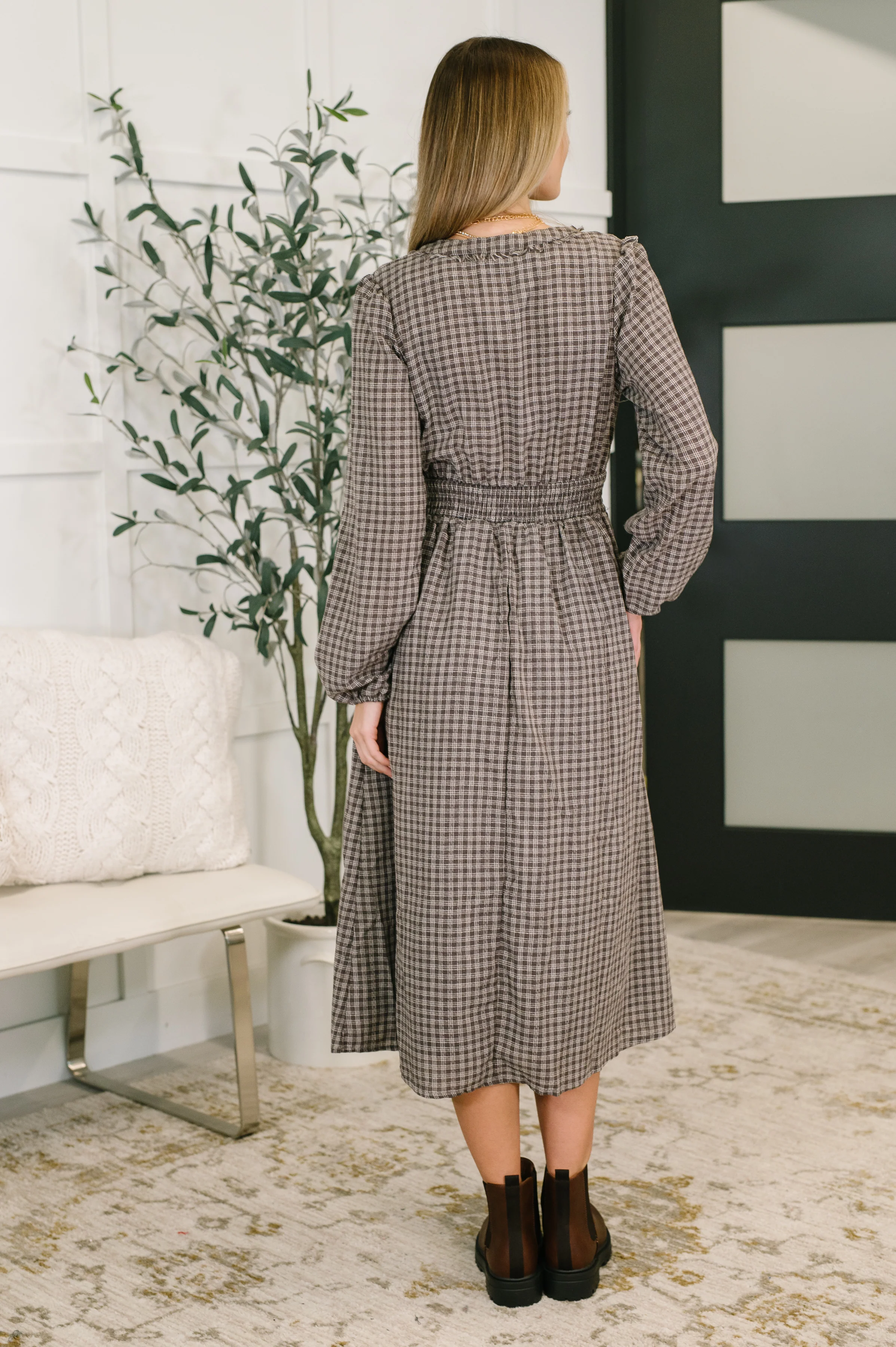 Fairytale Plot Plaid Midi Dress - 12/19/2025 - Image 5