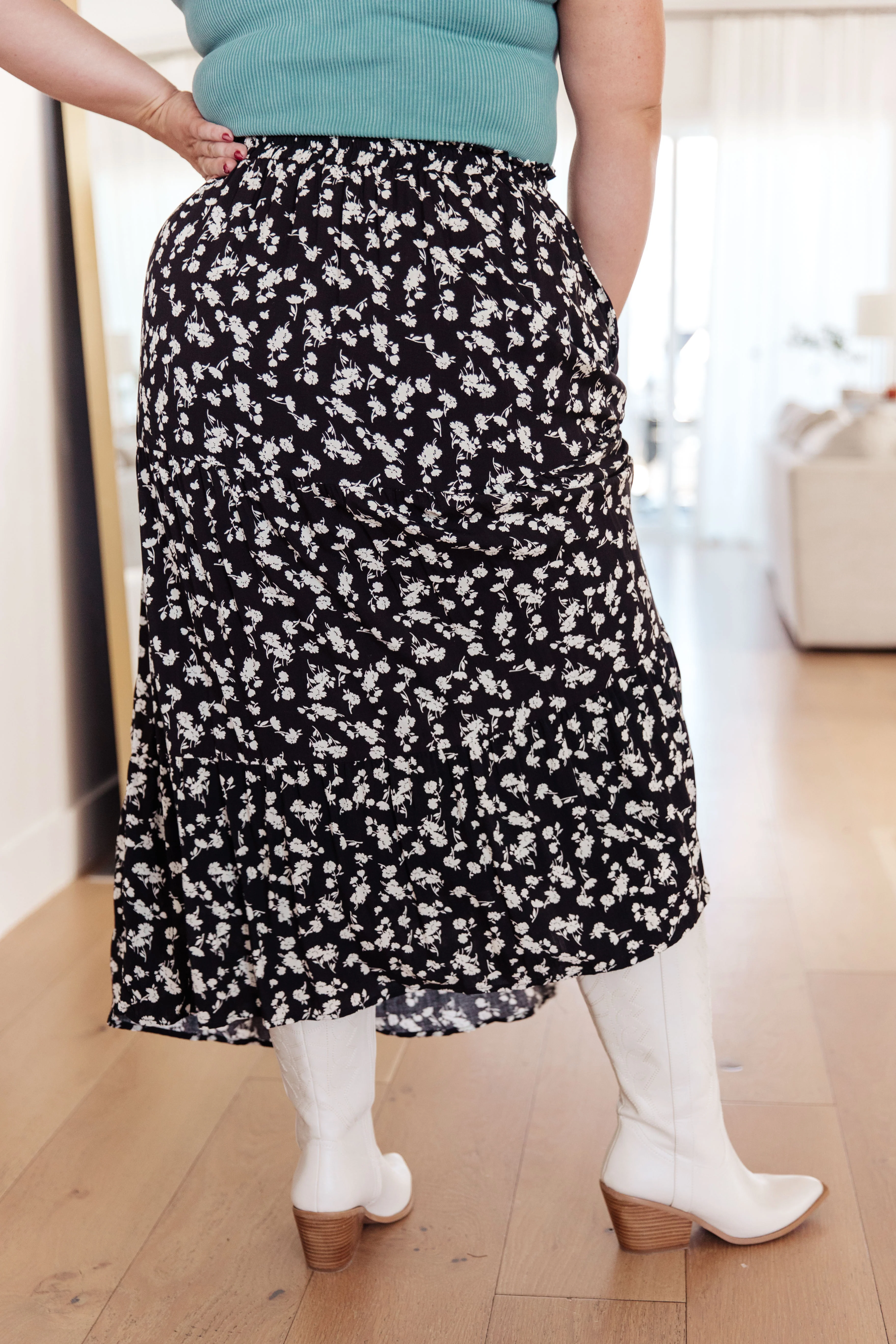 Fielding Flowers Floral Skirt - 7/2/2026 - Image 10