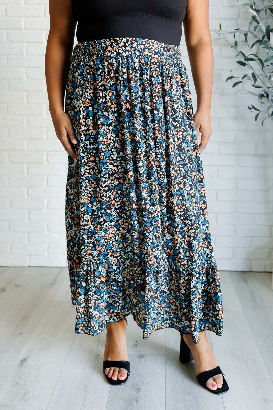 Flutter of Florals V-Neck Crop and Skirt Set - 7/7/2025 - Image 12