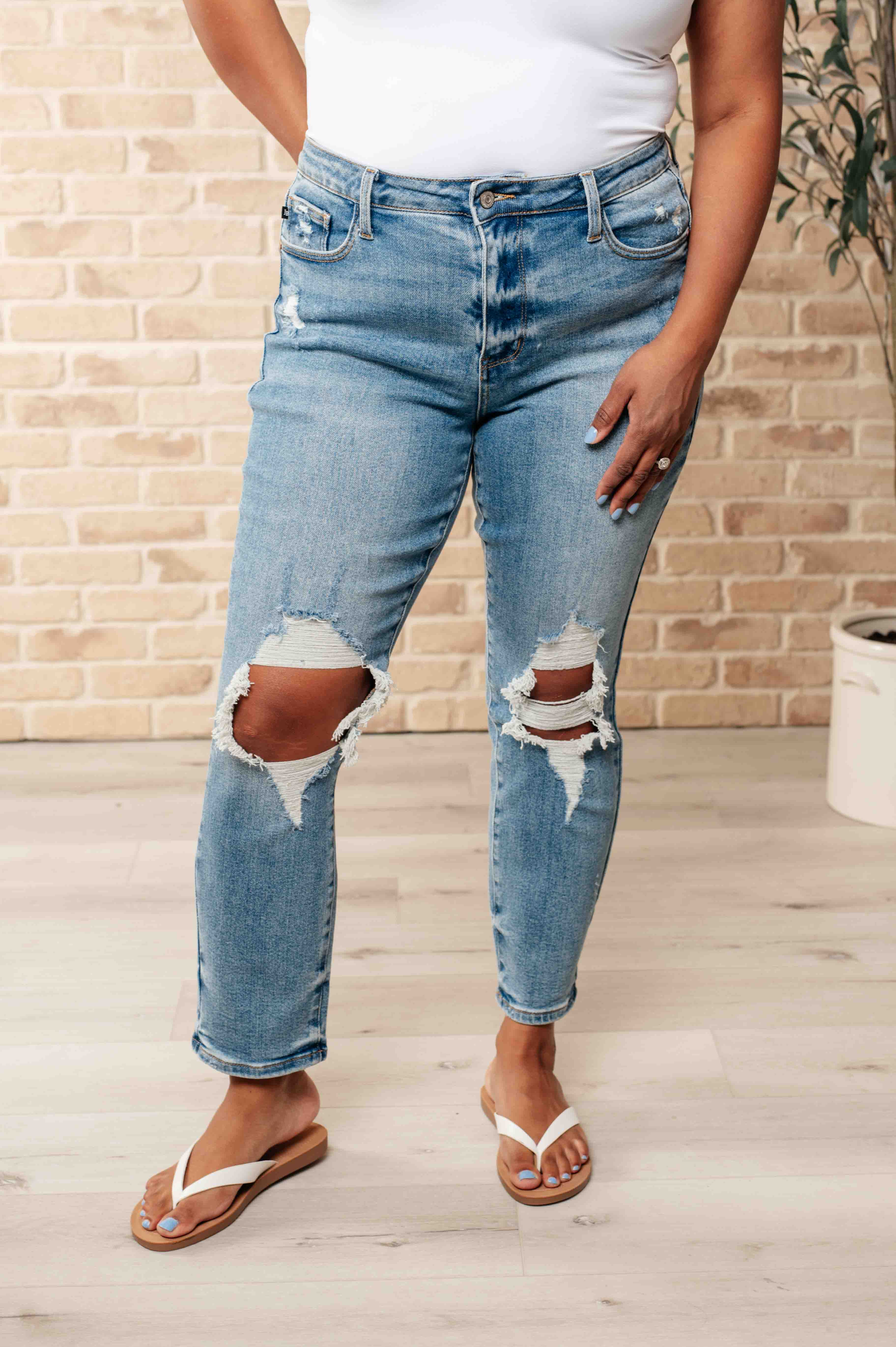 Frankie High Waist Distressed Boyfriend Jeans - 6/26/2024 - Image 4