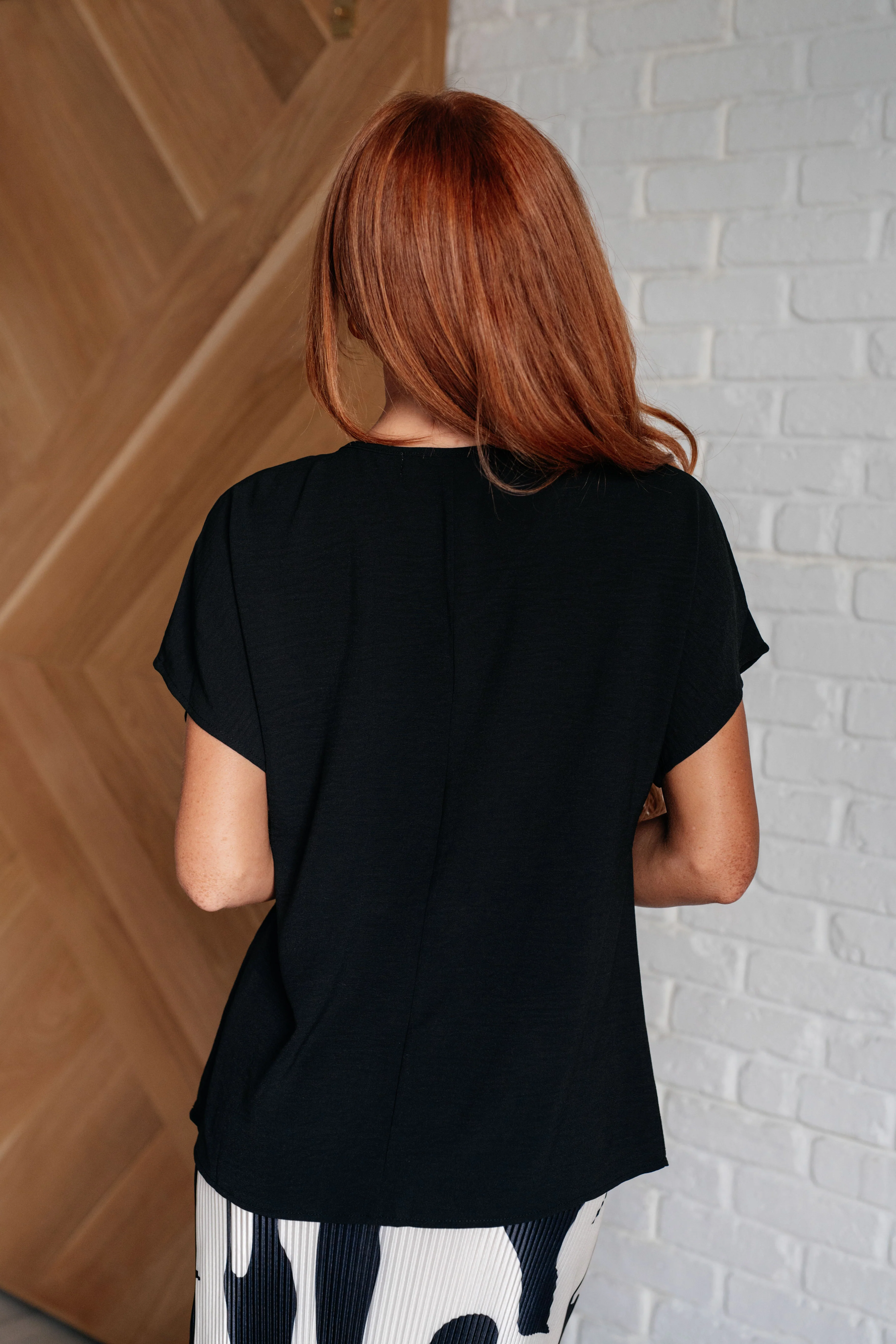 Frequently Asked Questions V-Neck Top in Black - 4/3/2025 - Image 7