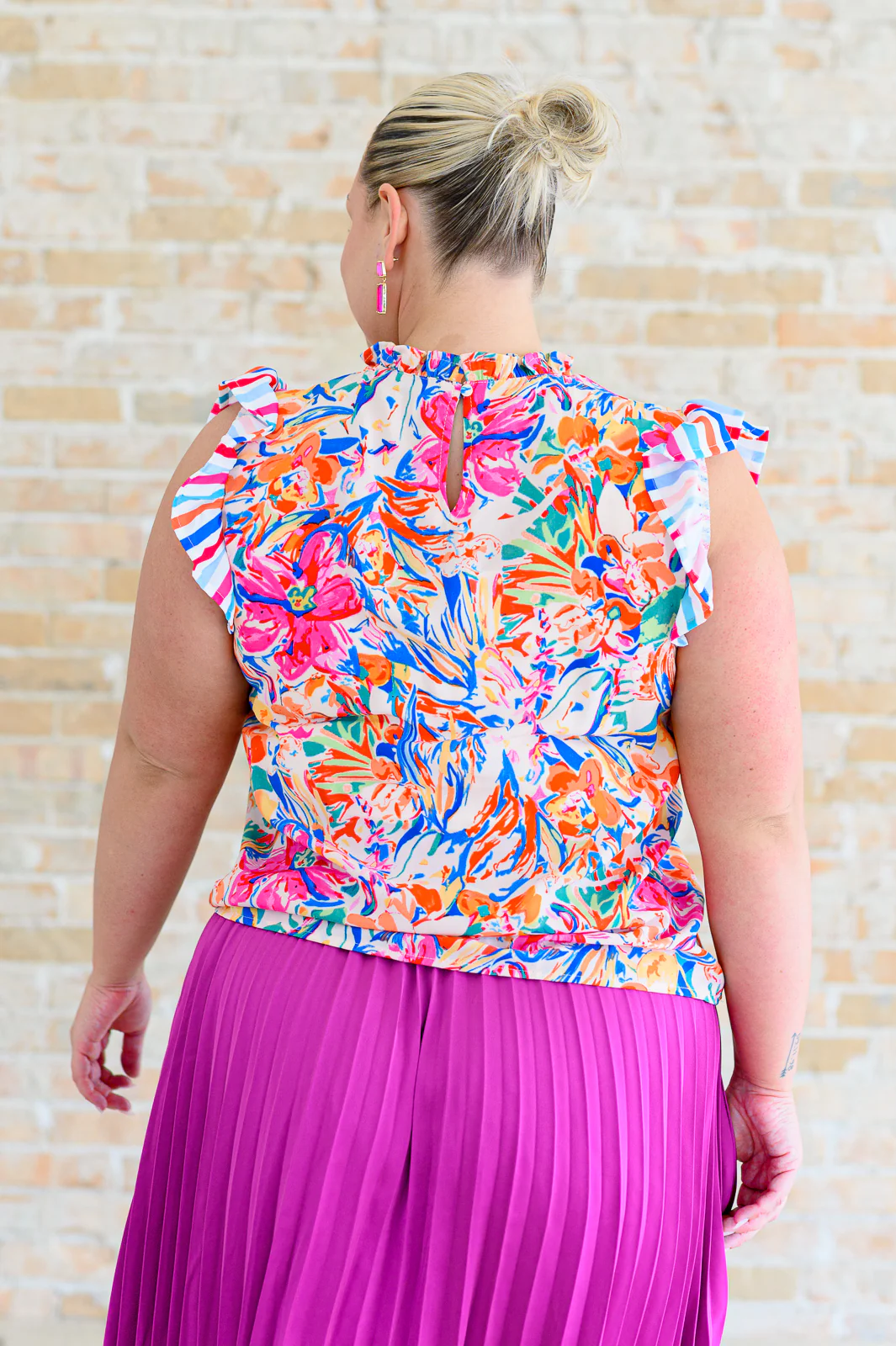 Get Out of Town Ruffle Sleeve Top - 4/30/2026 - Image 6