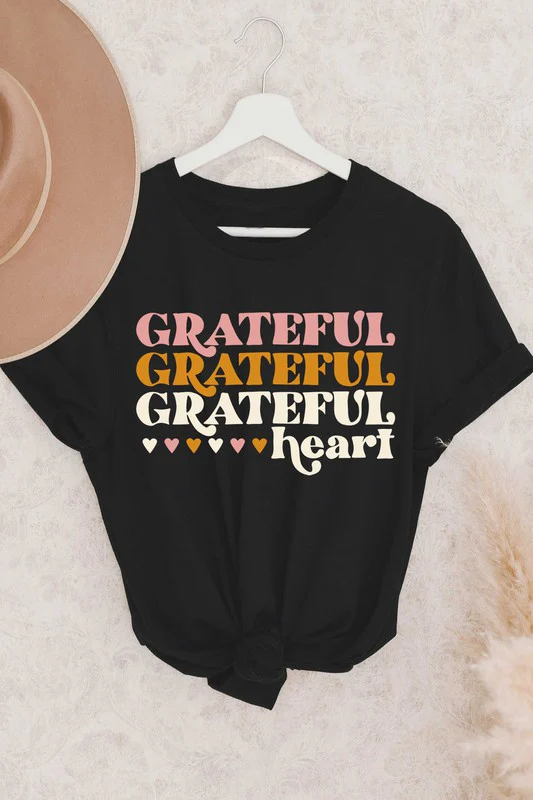 Grateful Heart Graphic T-Shirt In Black - 9/20/2022 - Image 21