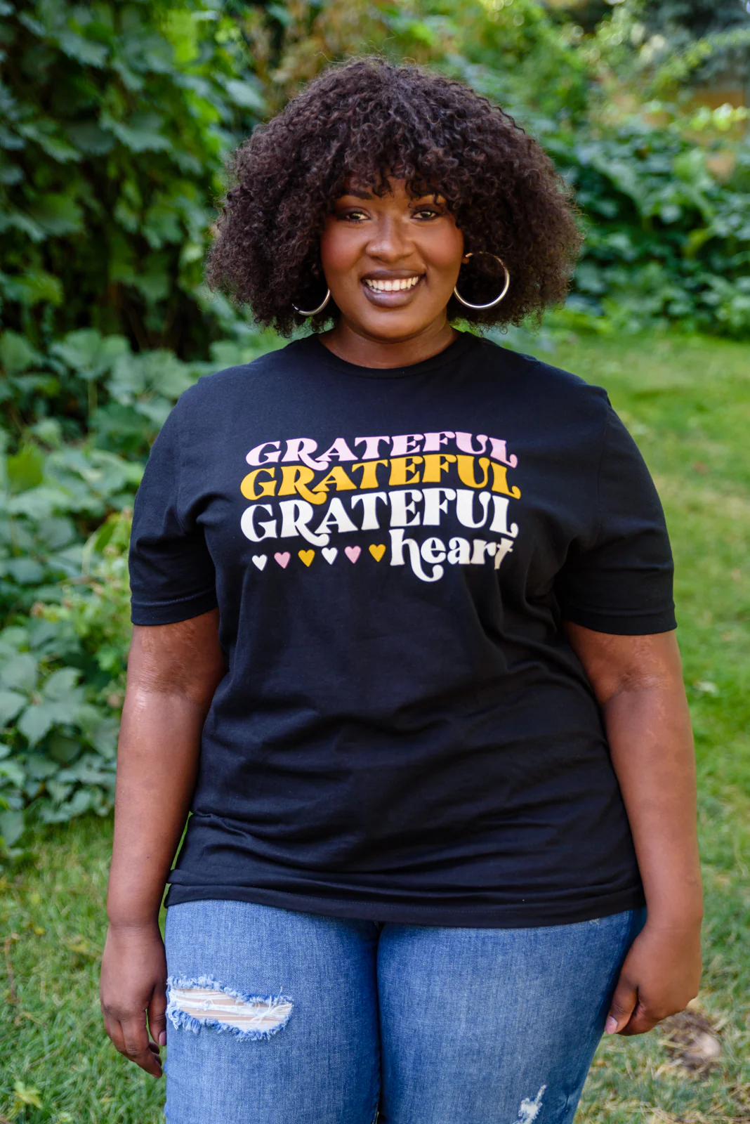 Grateful Heart Graphic T-Shirt In Black - 9/20/2022 - Image 7