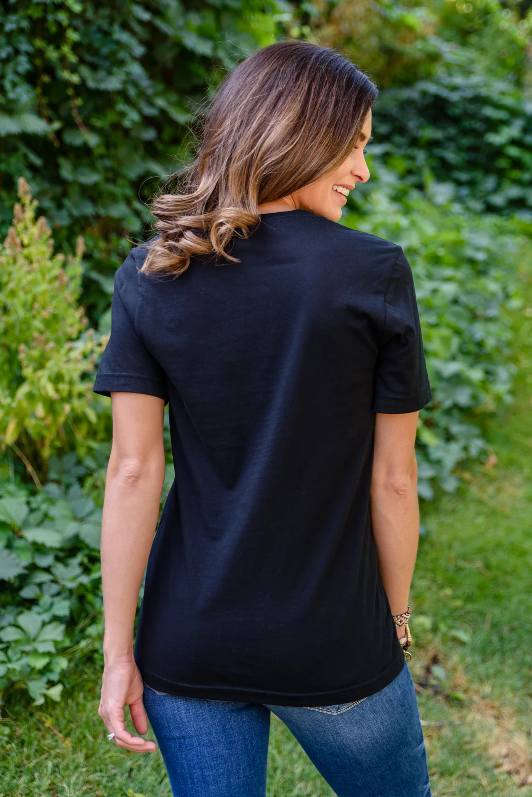Grateful Heart Graphic T-Shirt In Black - 9/20/2022 - Image 8