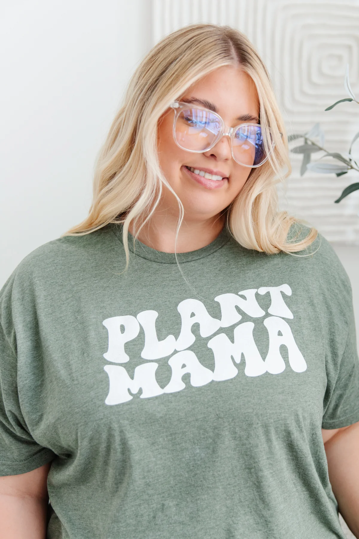 Green Thumb Graphic Tee - 4/26/2022 - Image 13