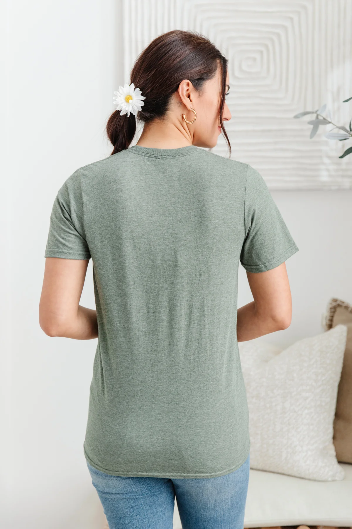 Green Thumb Graphic Tee - 4/26/2022 - Image 18