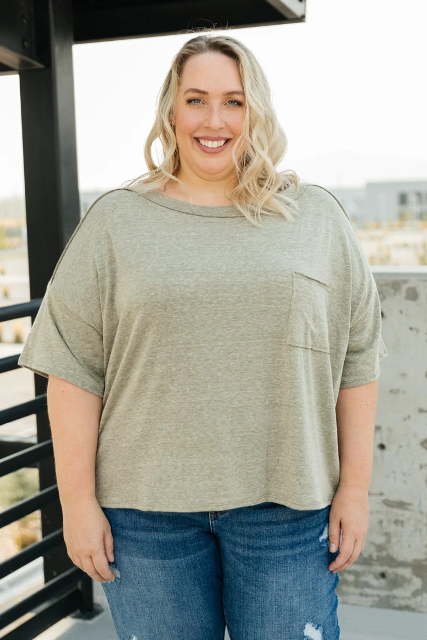 Hannah Tee in Faded Olive - 9/23/2021 - Image 13