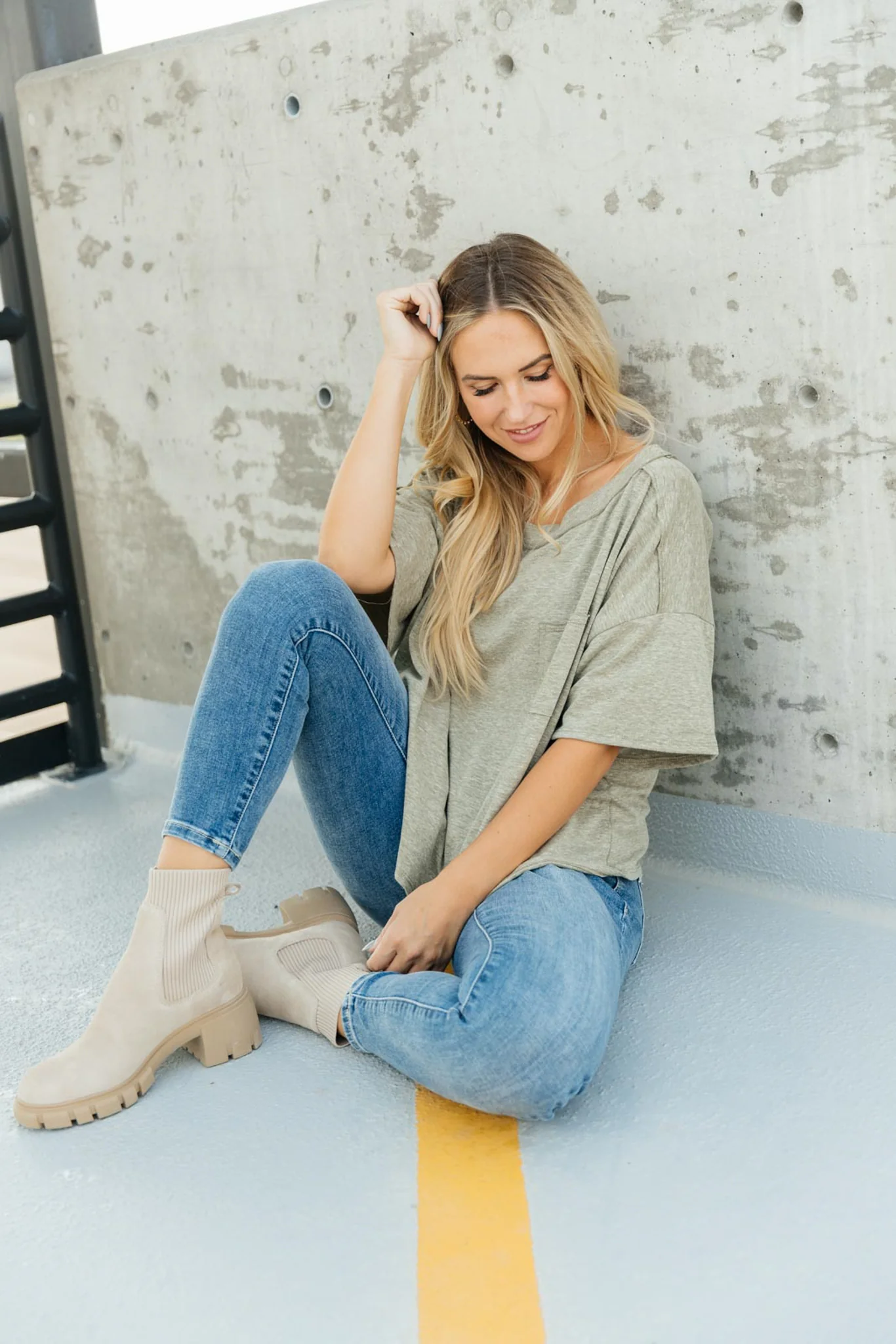 Hannah Tee in Faded Olive - 9/23/2021 - Image 3