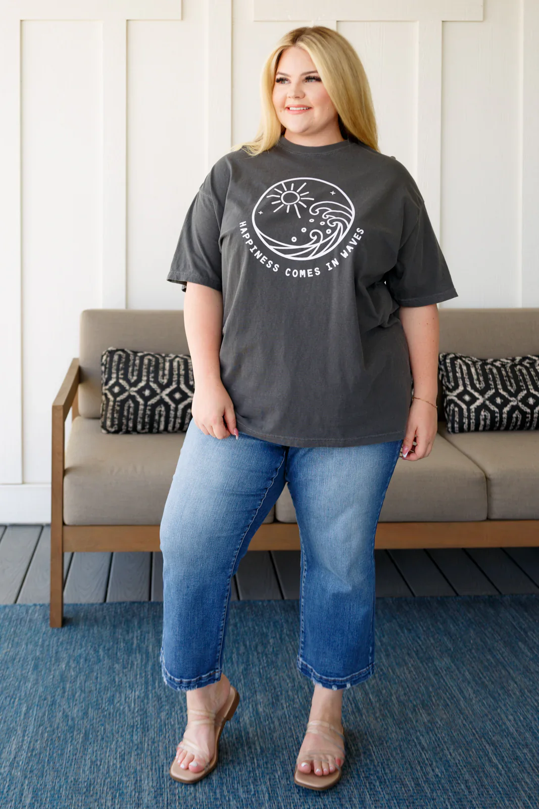 Happiness Comes in Waves Tee - 4/2/2026 - Image 4