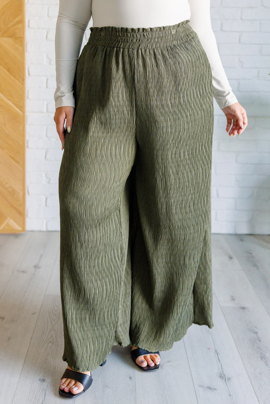 Harmony High Rise Wide Pants in Olive - 1/12/2026 - Image 3