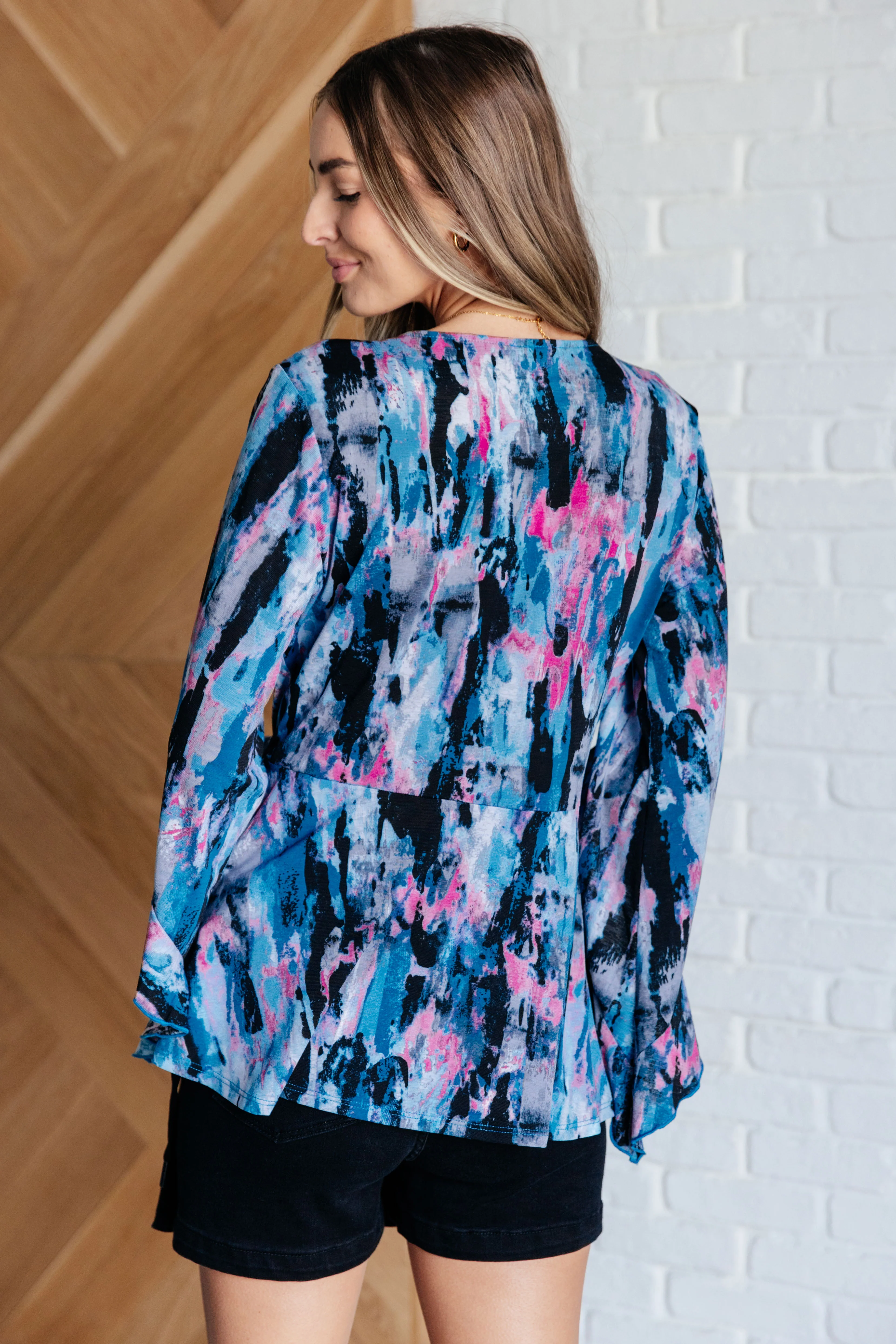 Have it All Angel Sleeve Top in Abstract Magenta - 8/23/2024 - Image 7