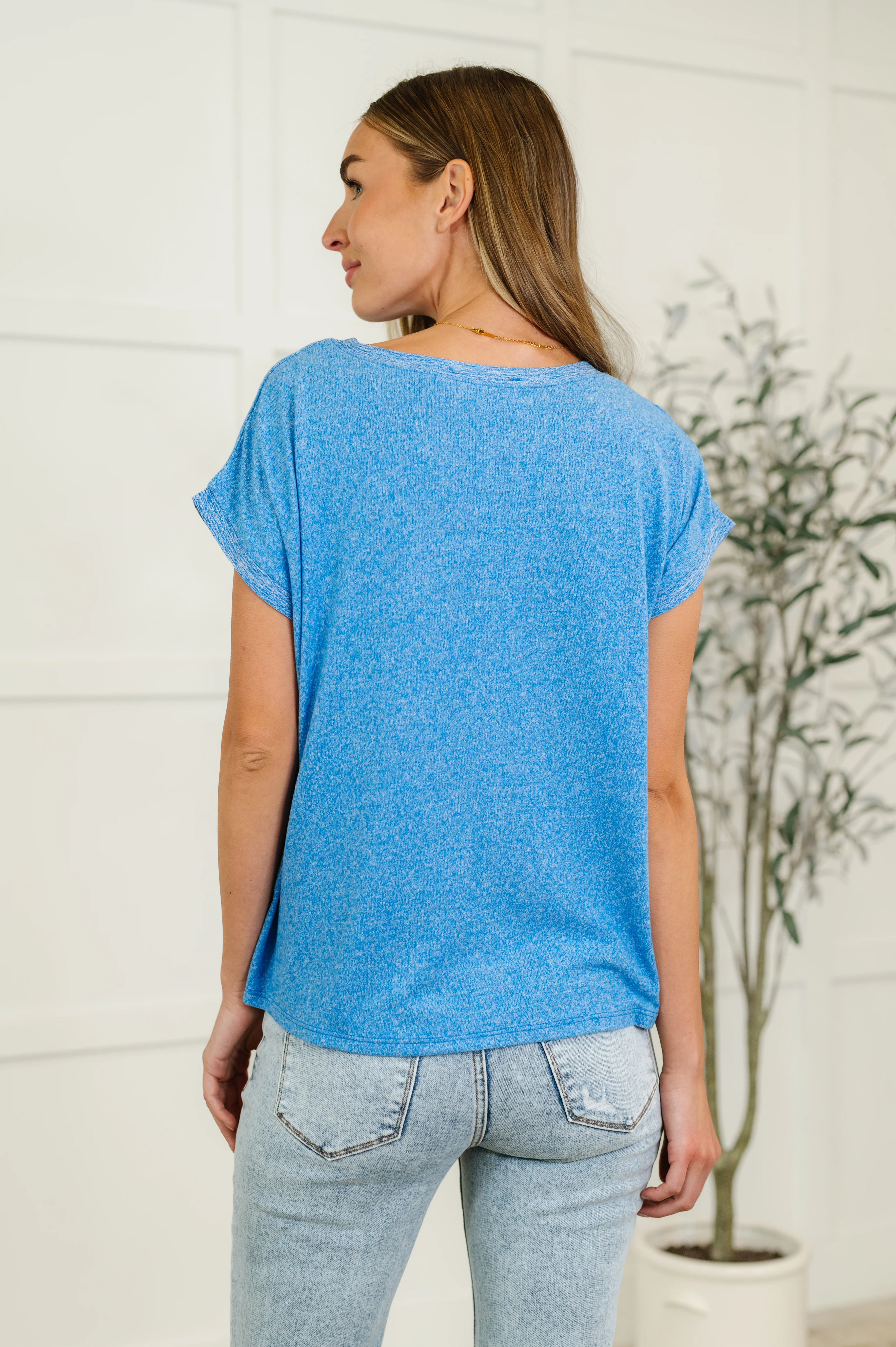 Heathered Harmony Basic Tee in Ocean Blue - 5/14/2025 - Image 4