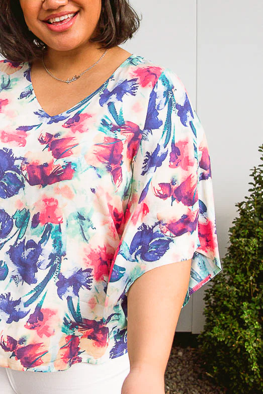 Hello There Floral Top - 3/1/2022 - Image 9