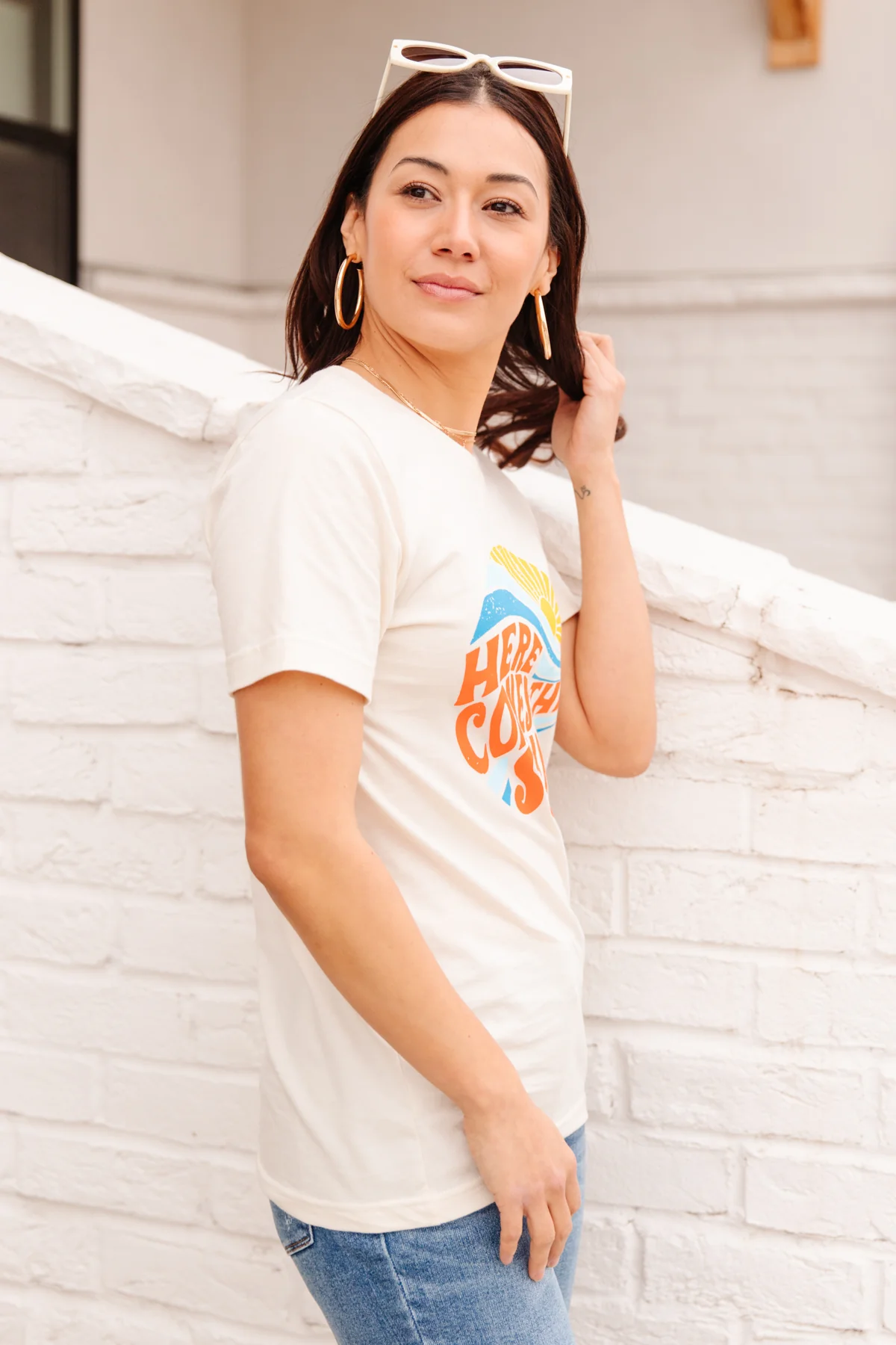 Here Comes the Sun Graphic Tee - 4/26/2022 - Image 10