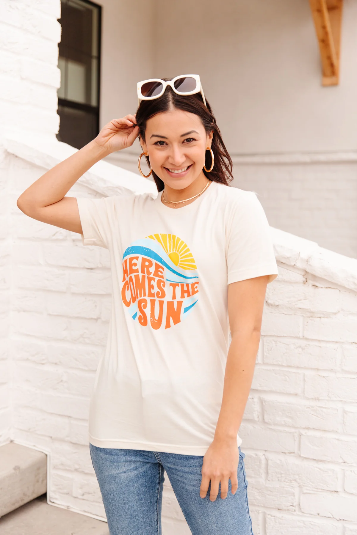 Here Comes the Sun Graphic Tee - 4/26/2022 - Image 3