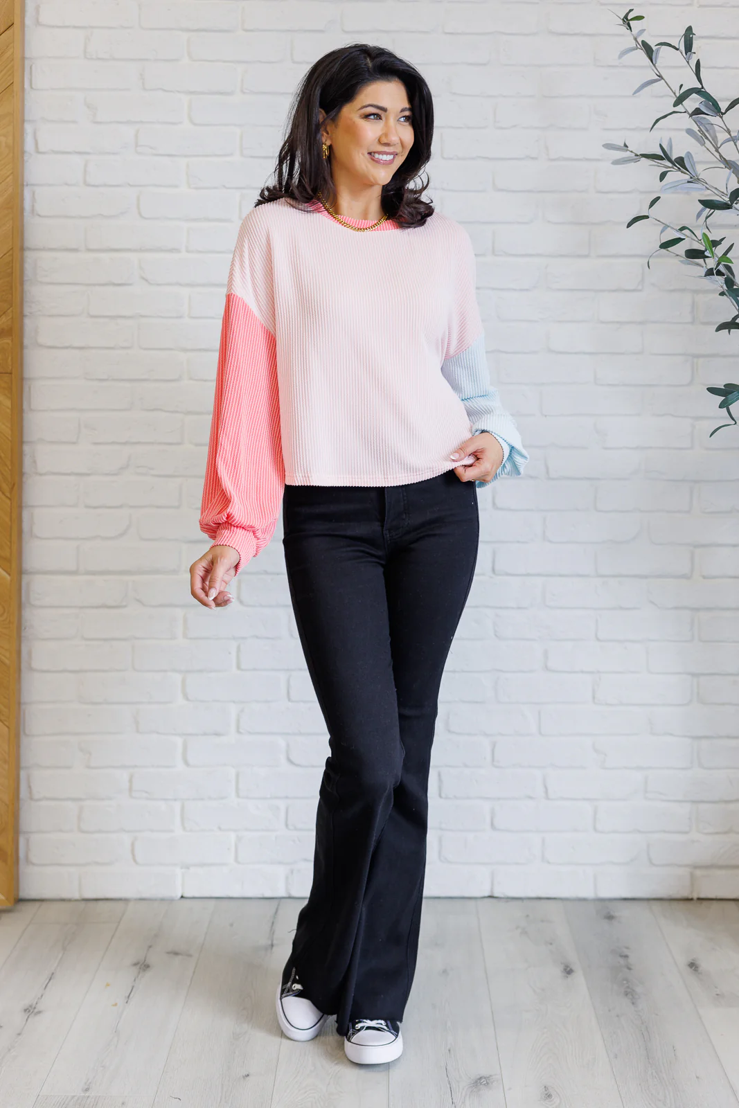 Hit Me With Your Best Shot Colorblock Top in Light Pink - 11/29/2024 - Image 2