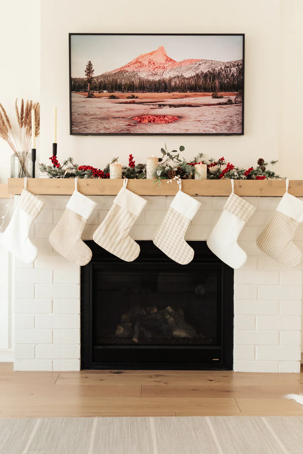 Holiday Chic Stocking - 11/11/2021