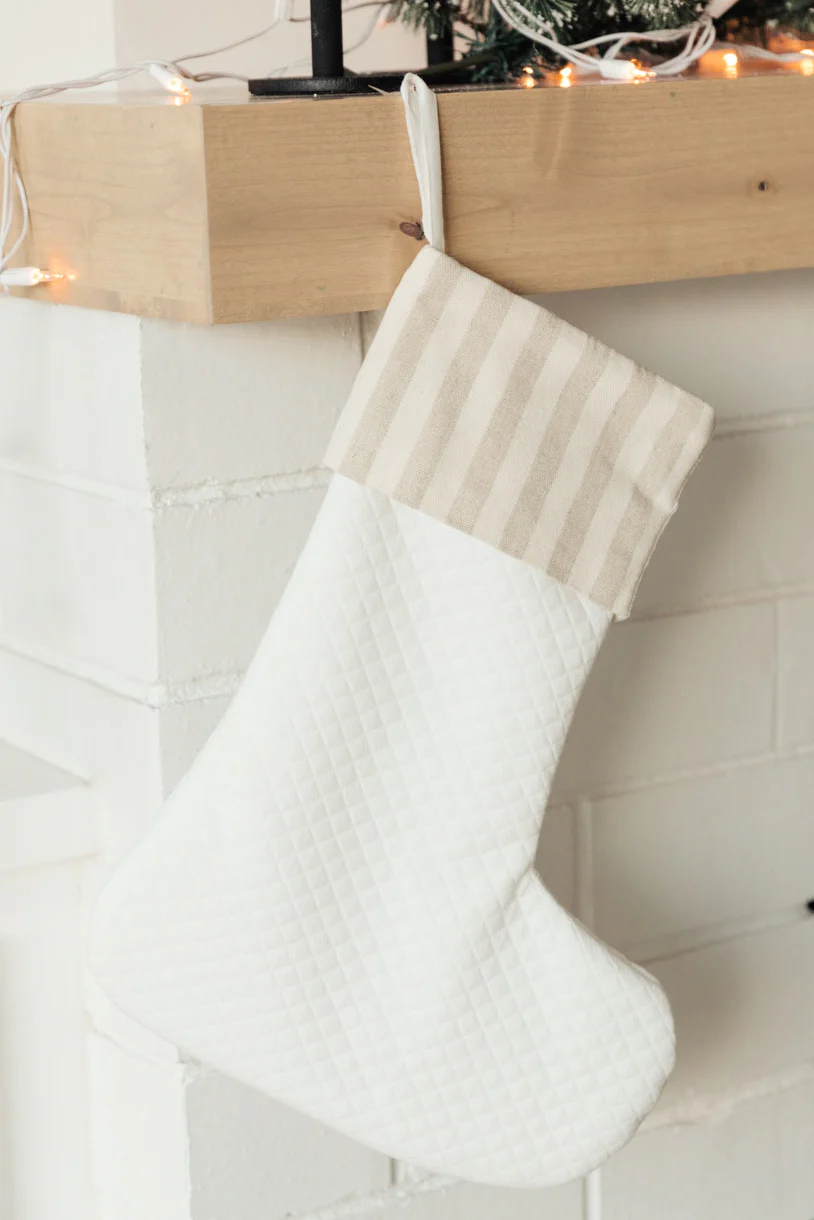 Holiday Chic Stocking - 11/11/2021 - Image 6