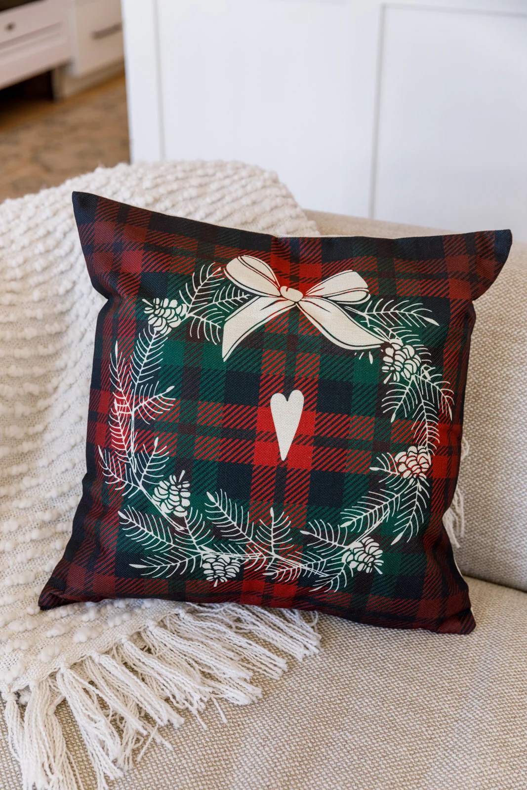 Holiday Wreath Pillow Case - 11/10/2022