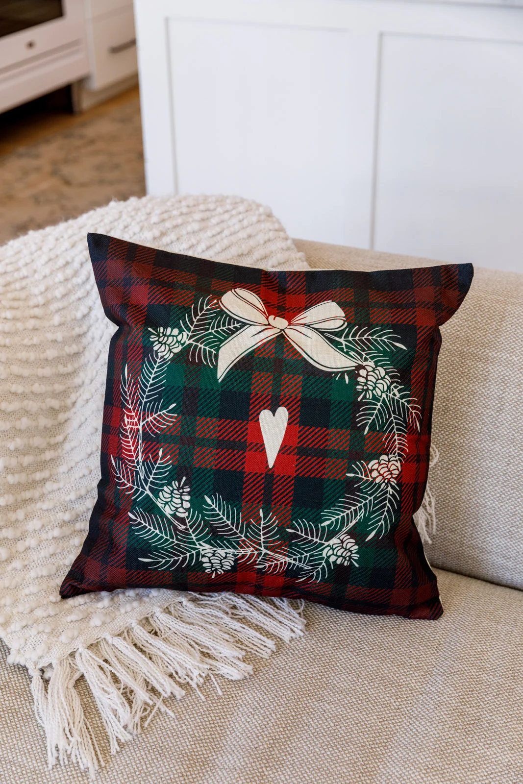 Holiday Wreath Pillow Case - 11/10/2022 - Image 2