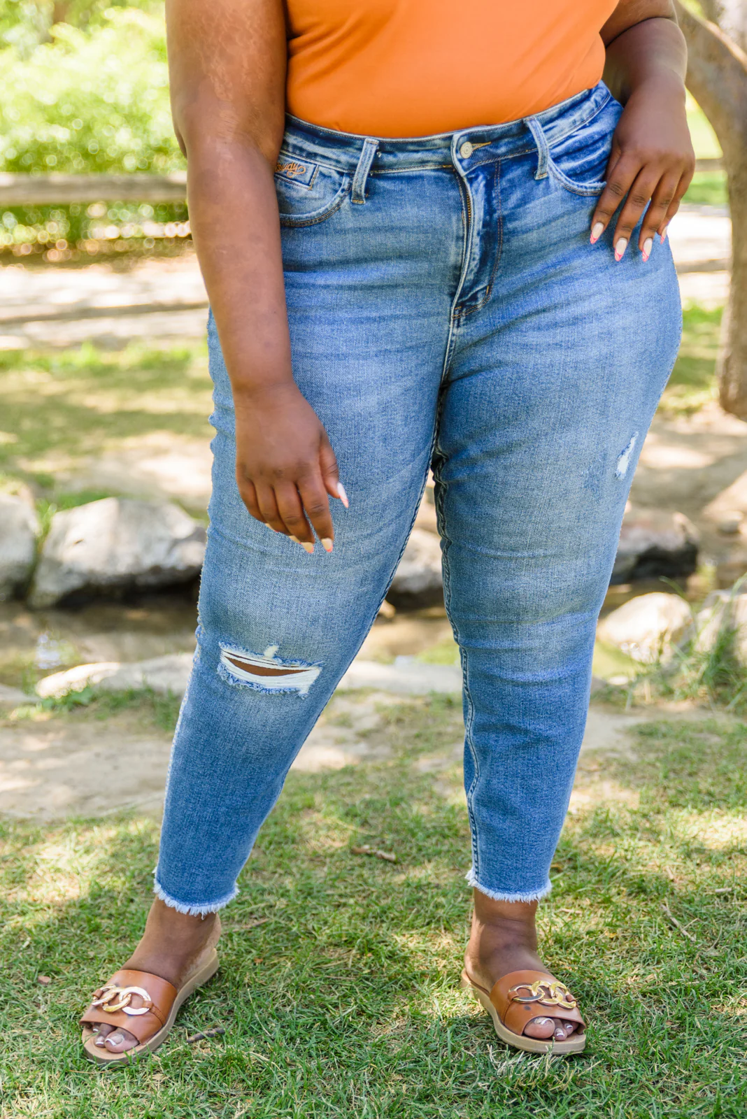Howdy Embroidery Boyfriend Jeans - 7/28/2022 - Image 11