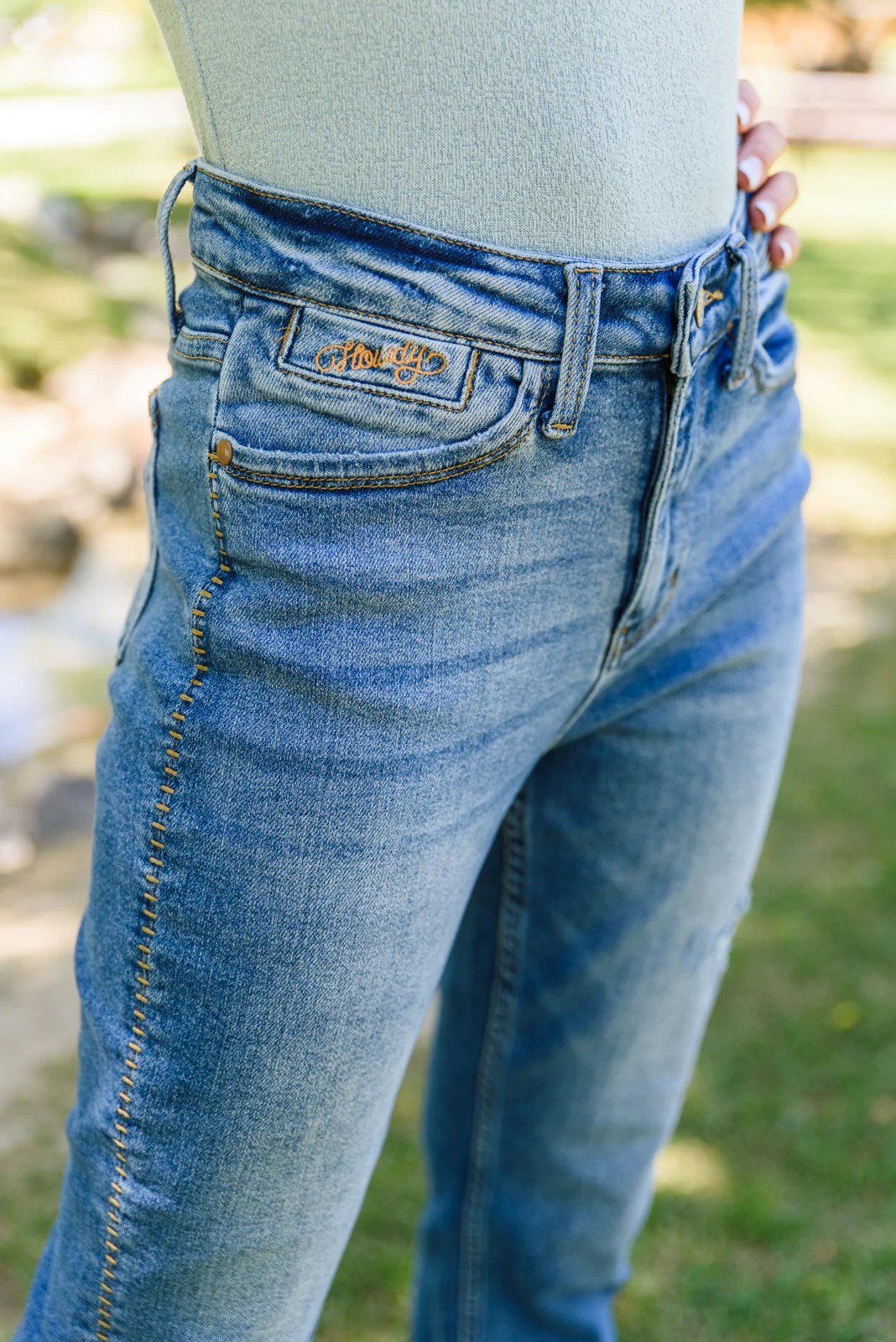 Howdy Embroidery Boyfriend Jeans - 7/28/2022 - Image 5