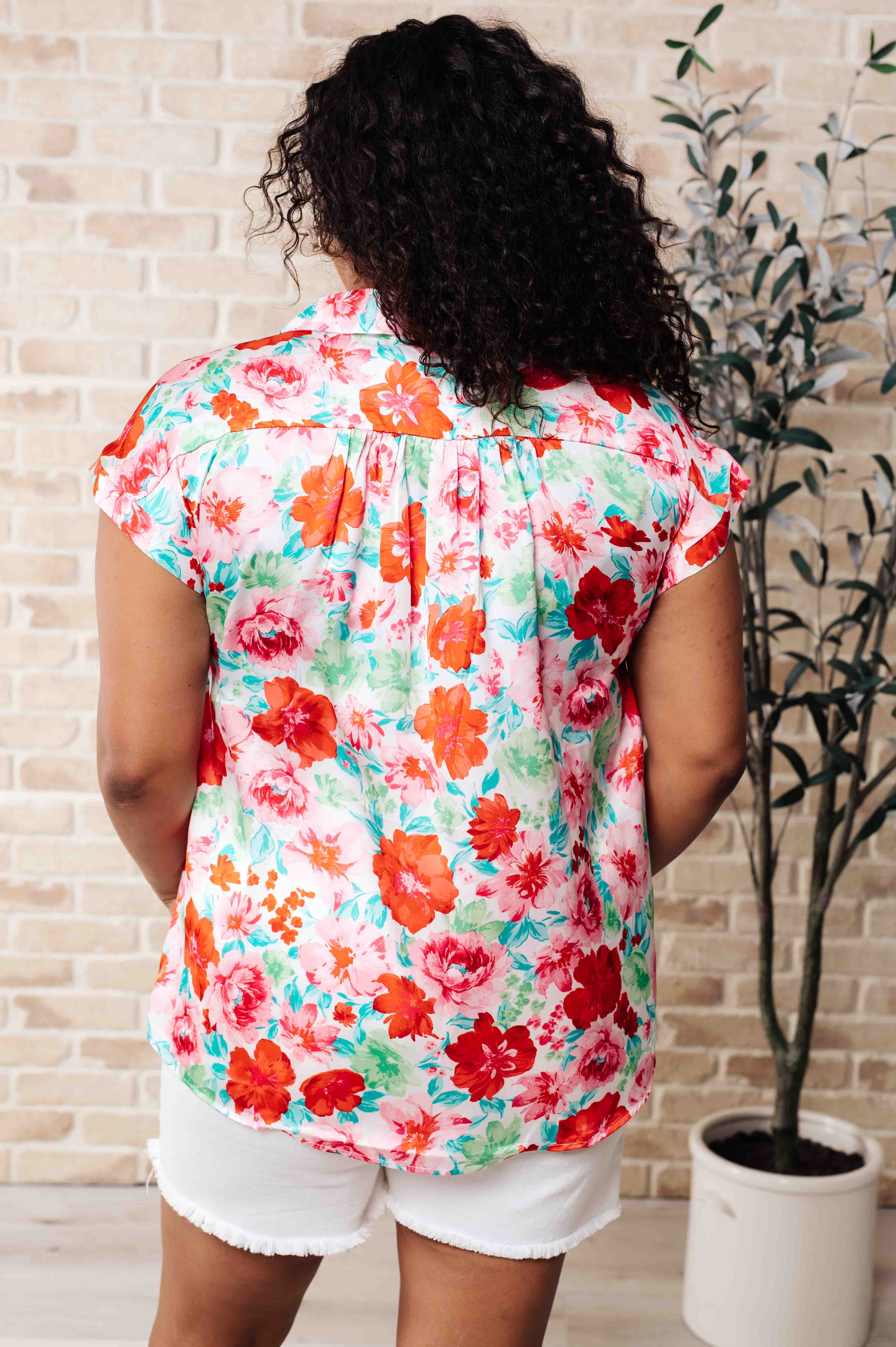 I Melt With You Collared Blouse - 6/27/2024 - Image 9
