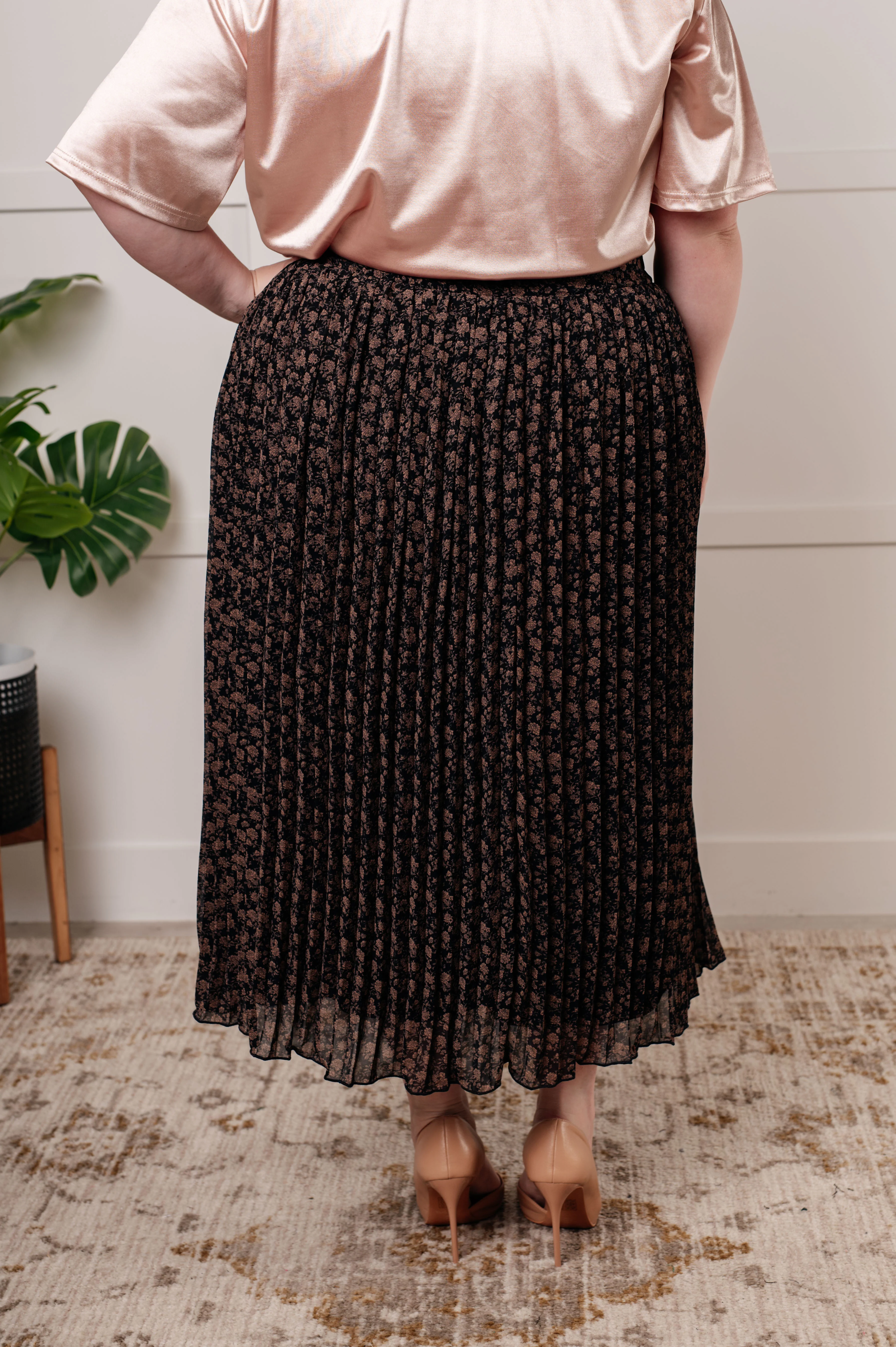 Just What You Wanted Floral Print Pleated Skirt - 11/5/2024 - Image 7