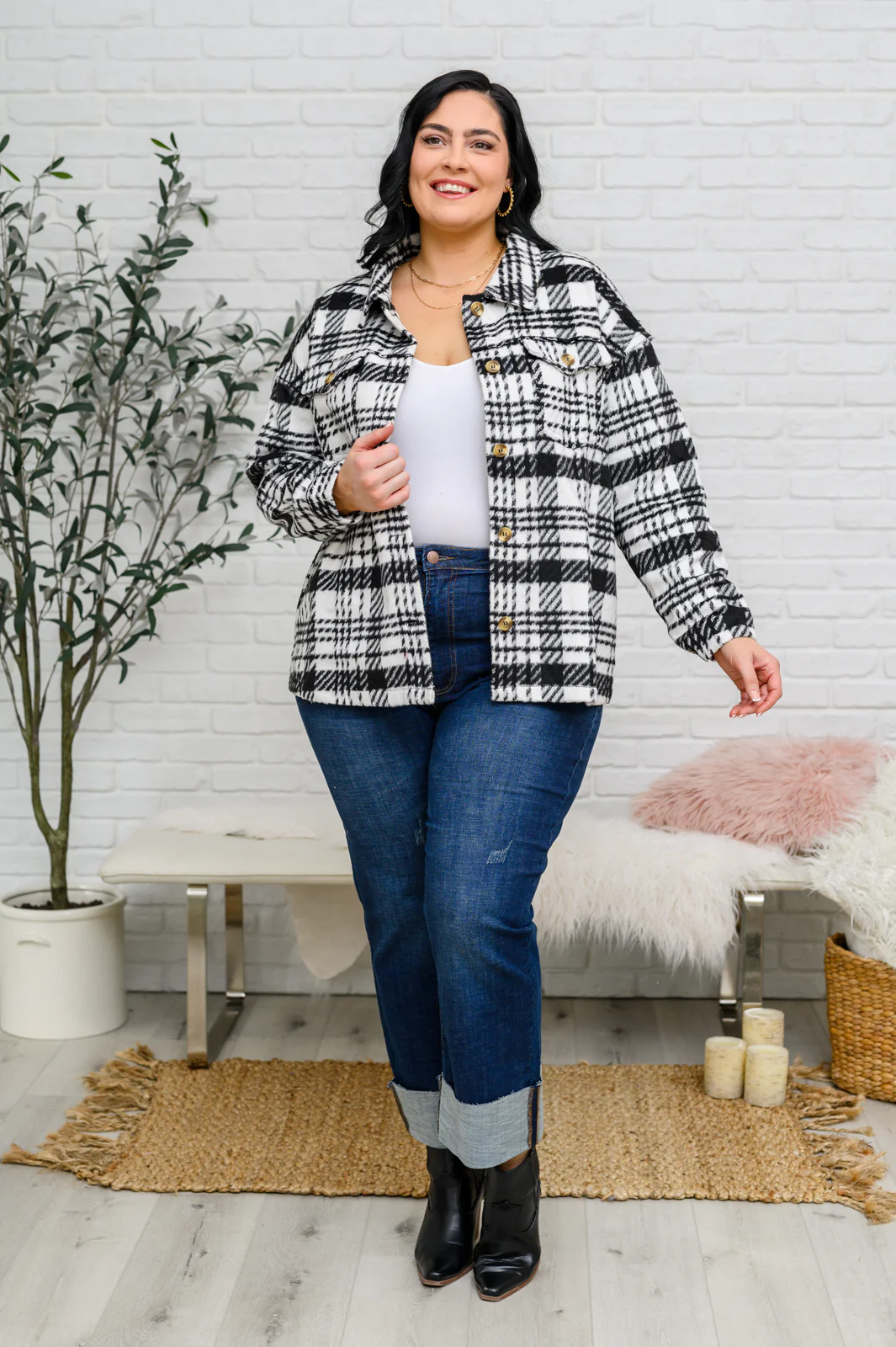 Kate Plaid Jacket in Black & White - 1/10/23 - Image 15