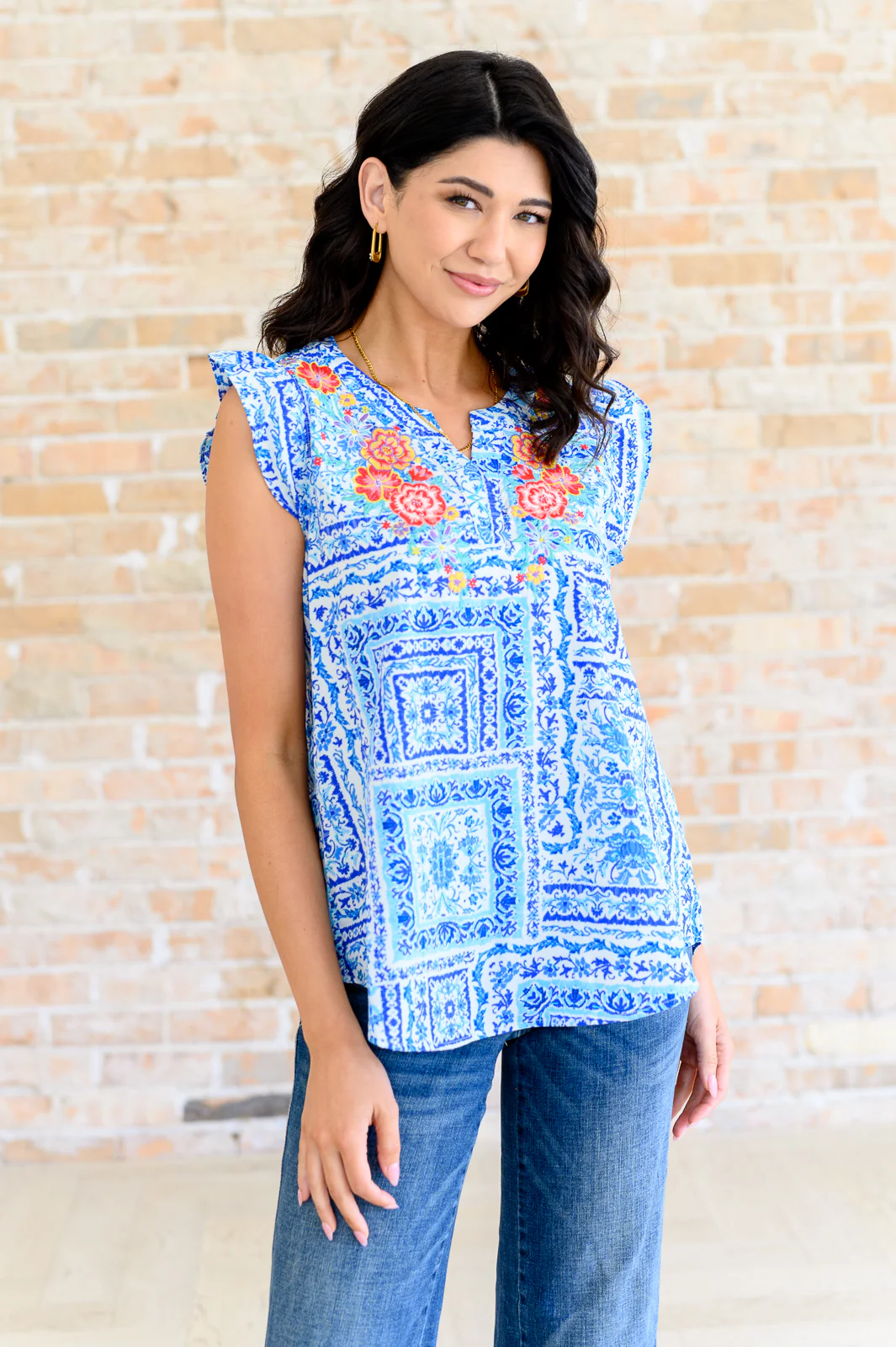 Keep Me Coming V-Neck Top in Ivory Royal - 6/14/2024