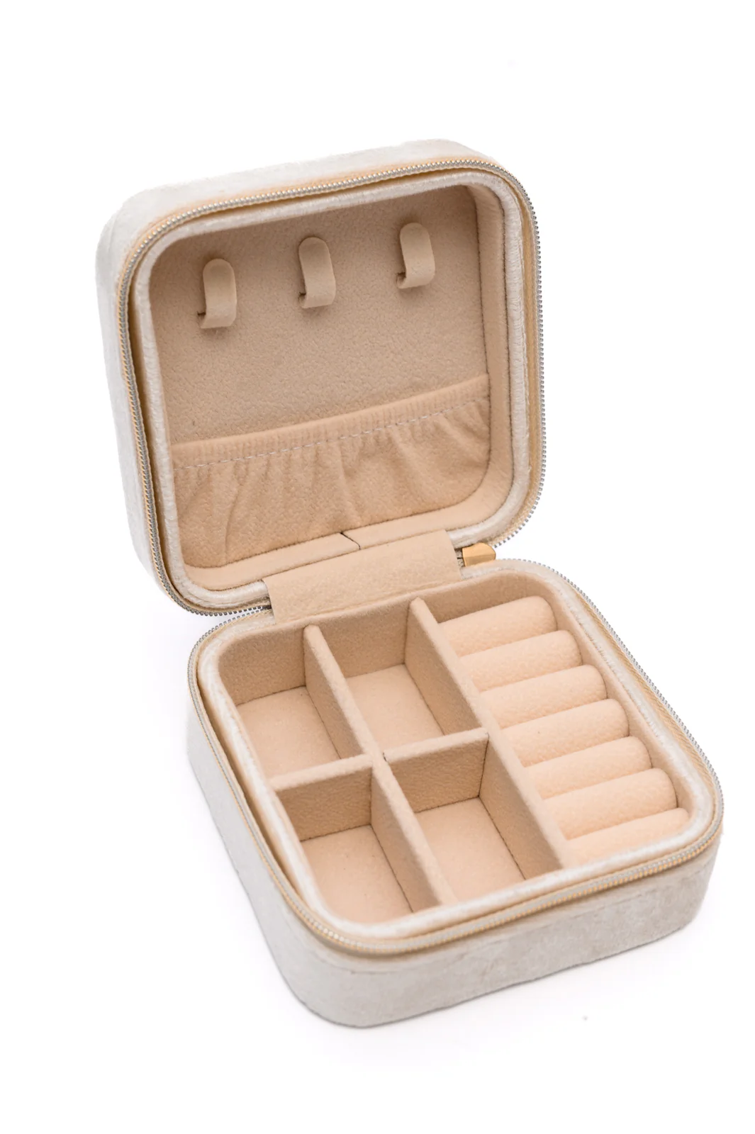 Kept and Carried Velvet Jewelry Box in Ivory - 11/29/2024 - Image 3