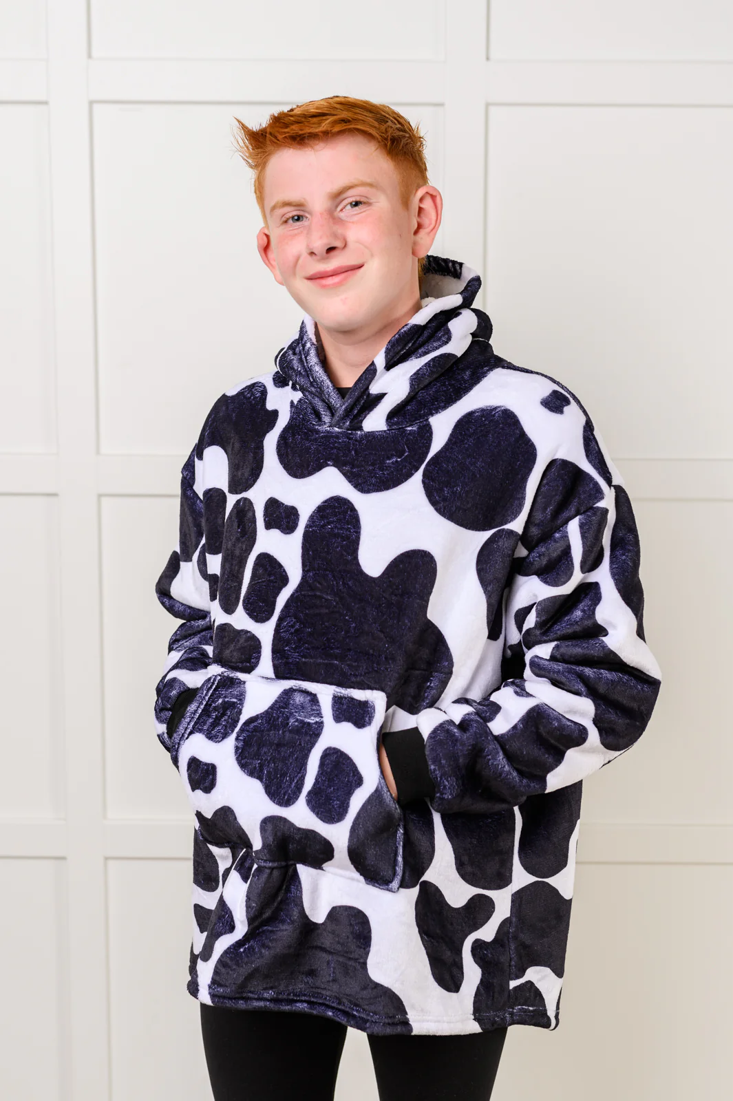 Kids Oversized Hoodie Blanket in Cow - 12/6/2024 - Image 4