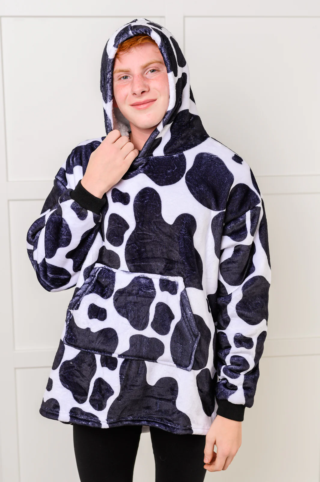Kids Oversized Hoodie Blanket in Cow - 12/6/2024 - Image 5