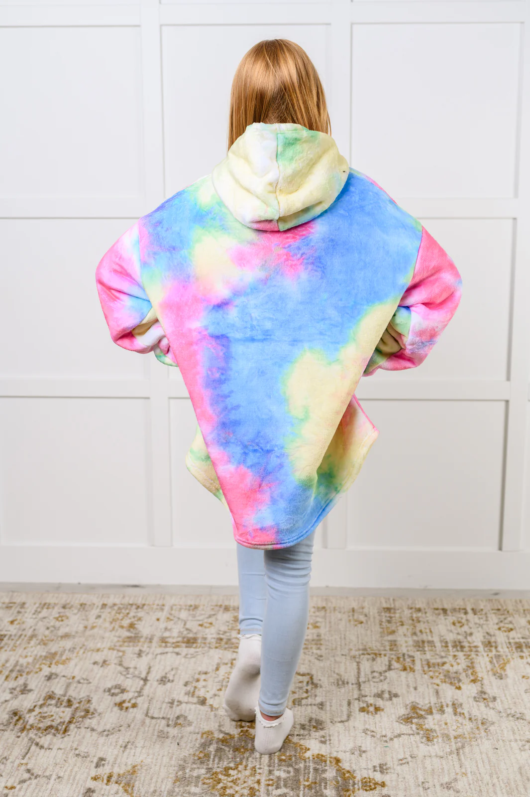 Kids Oversized Hoodie Blanket in Rainbow - 12/6/2024 - Image 9