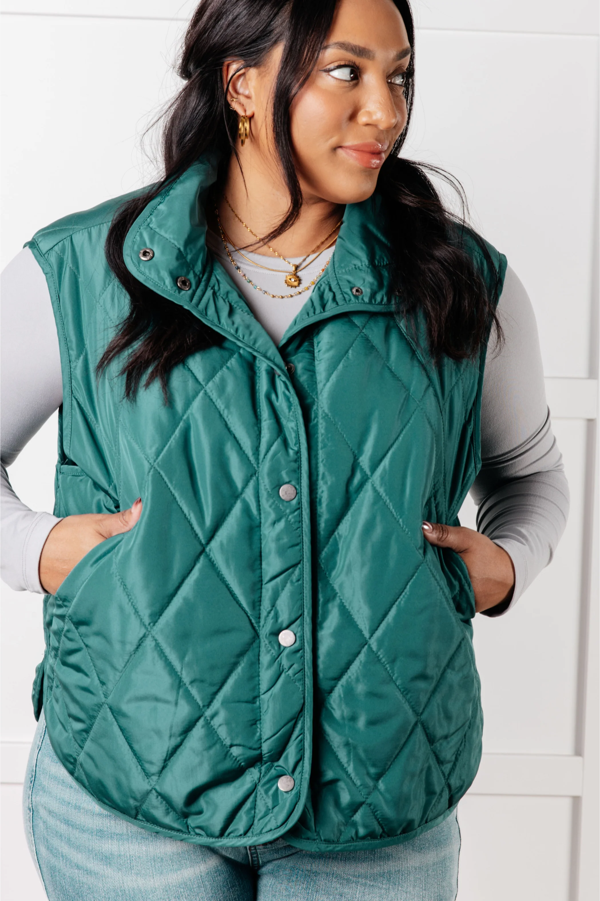 Layering Queen Quilted Puffer Vest in Hunter Green - 11/13/2025 - Image 10