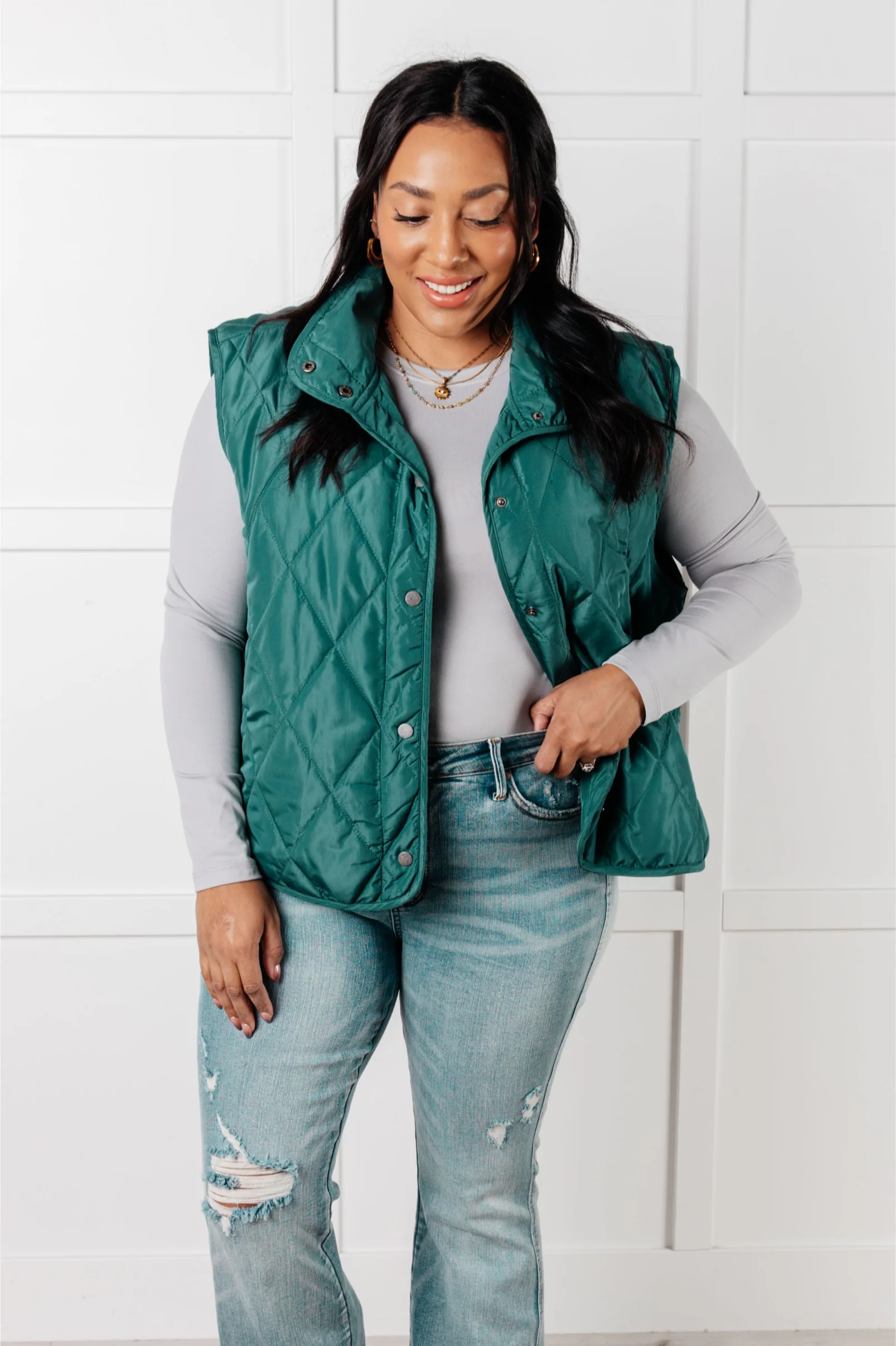 Layering Queen Quilted Puffer Vest in Hunter Green - 11/13/2025 - Image 9
