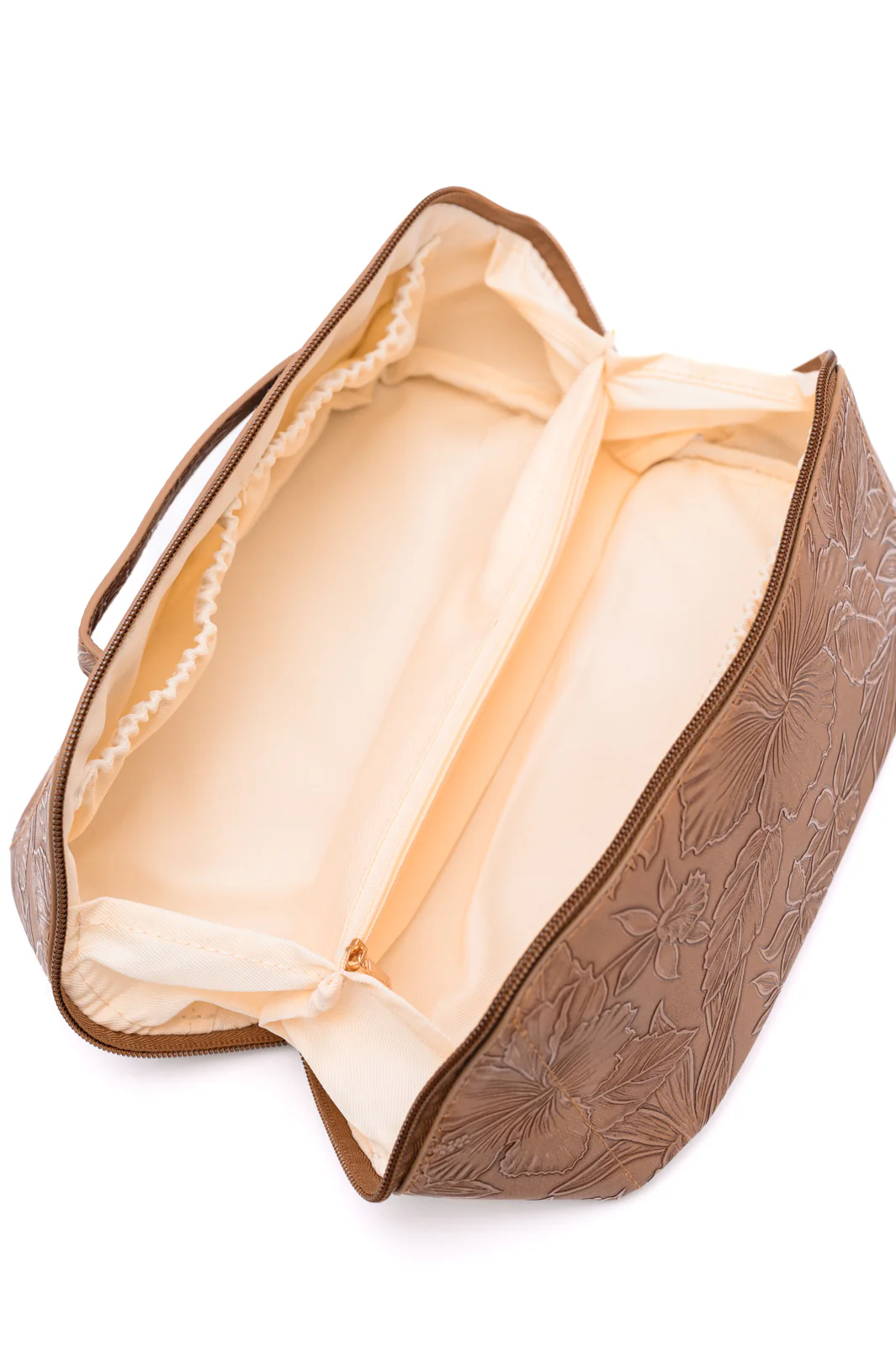 Life In Luxury Large Capacity Cosmetic Bag in Cream - 12/6/2024 - Image 4
