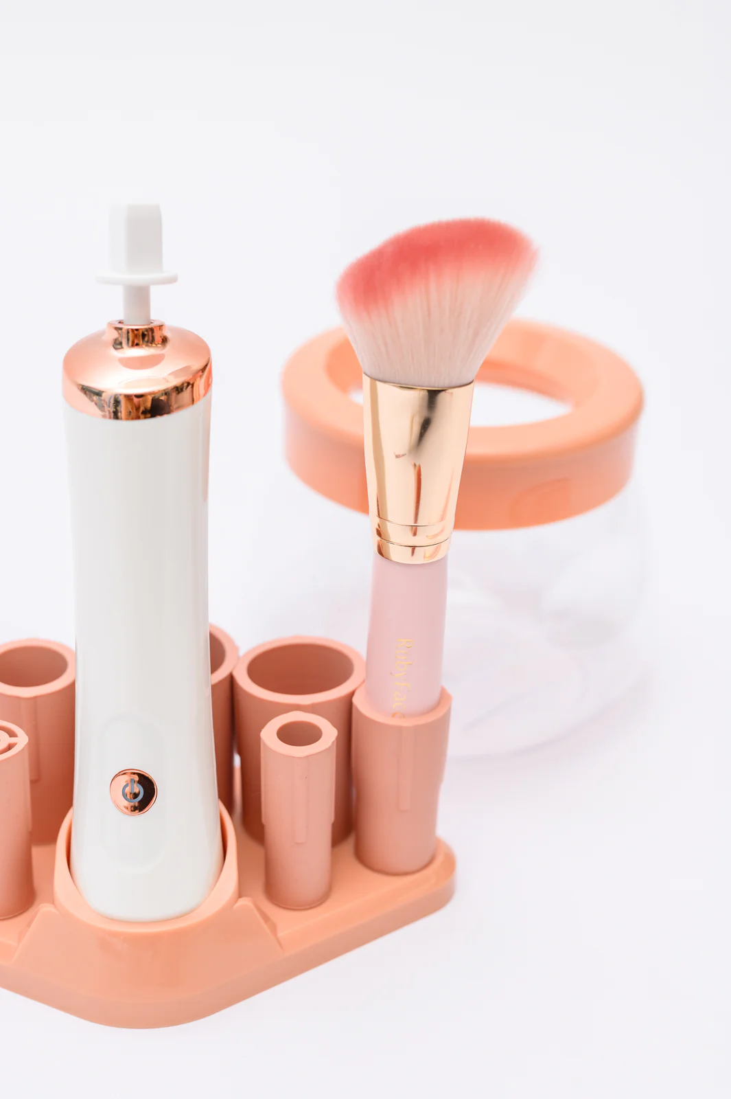 Like A Whirlwind Makeup Brush Cleaning Kit - 11/17/2023 - Image 3