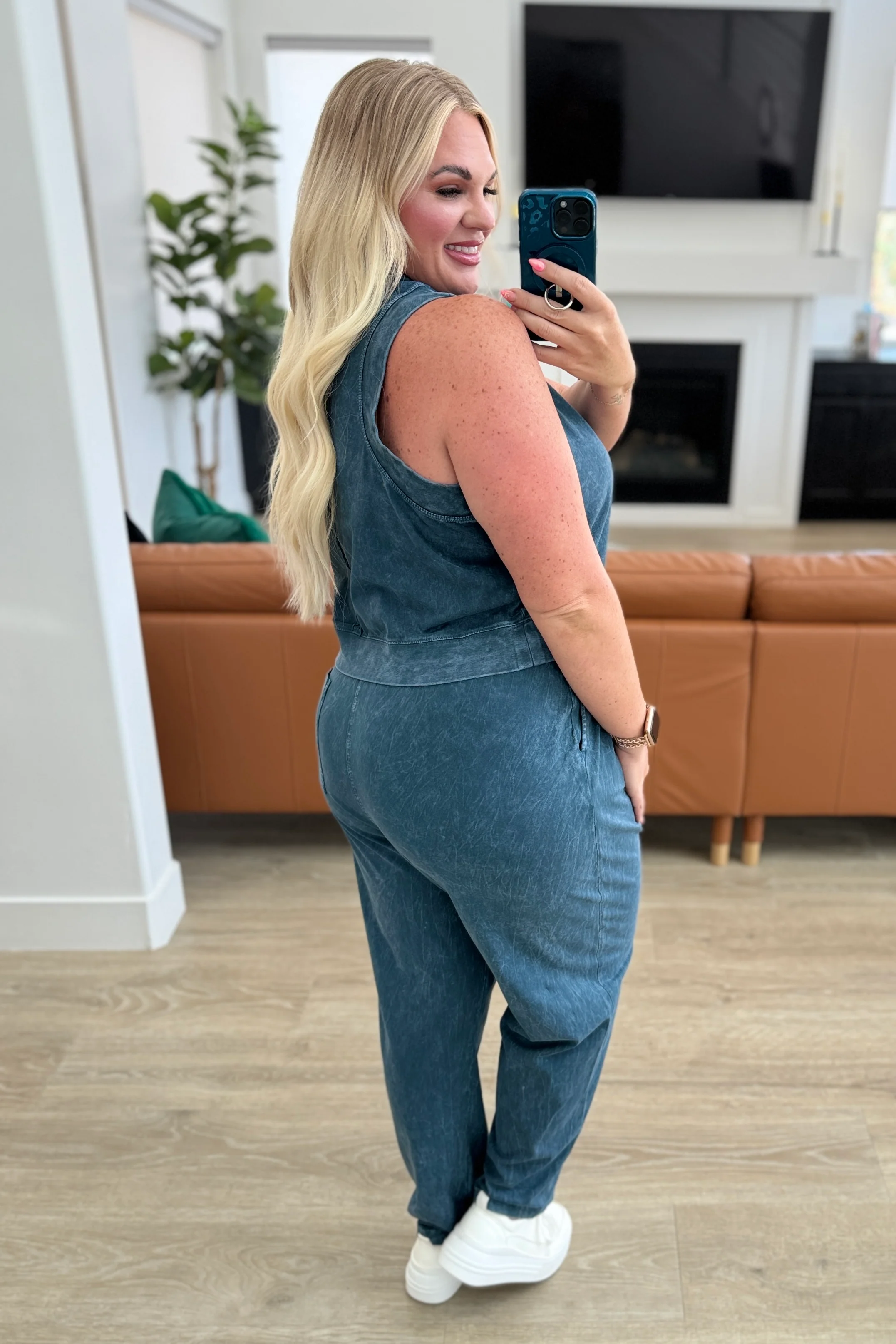 Limber Up Tapered Leg Joggers in Slate Blue - 6/18/2024 - Image 4
