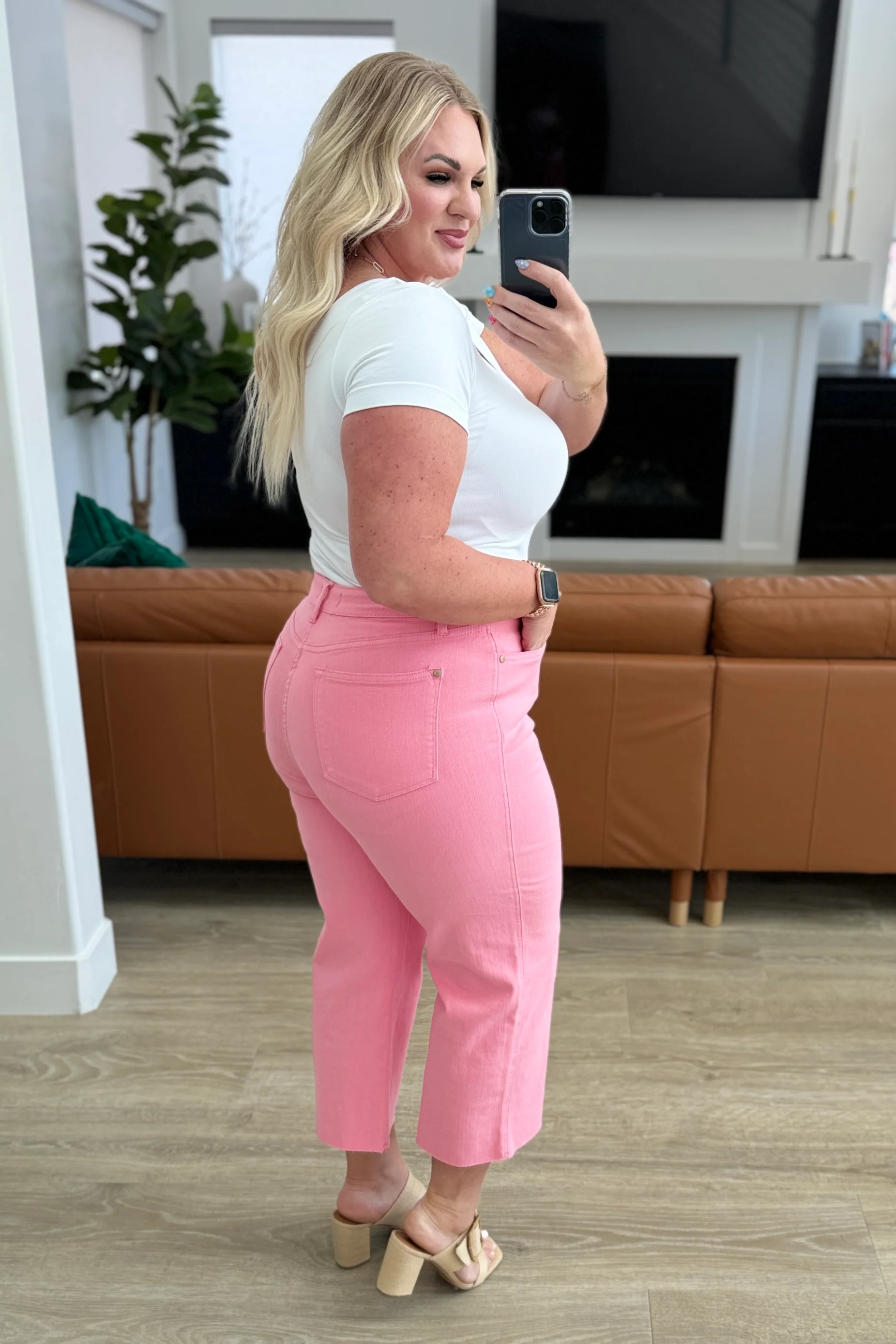 Lisa High Rise Control Top Wide Leg Crop Jeans in Pink - 3/27/2024 - Image 14
