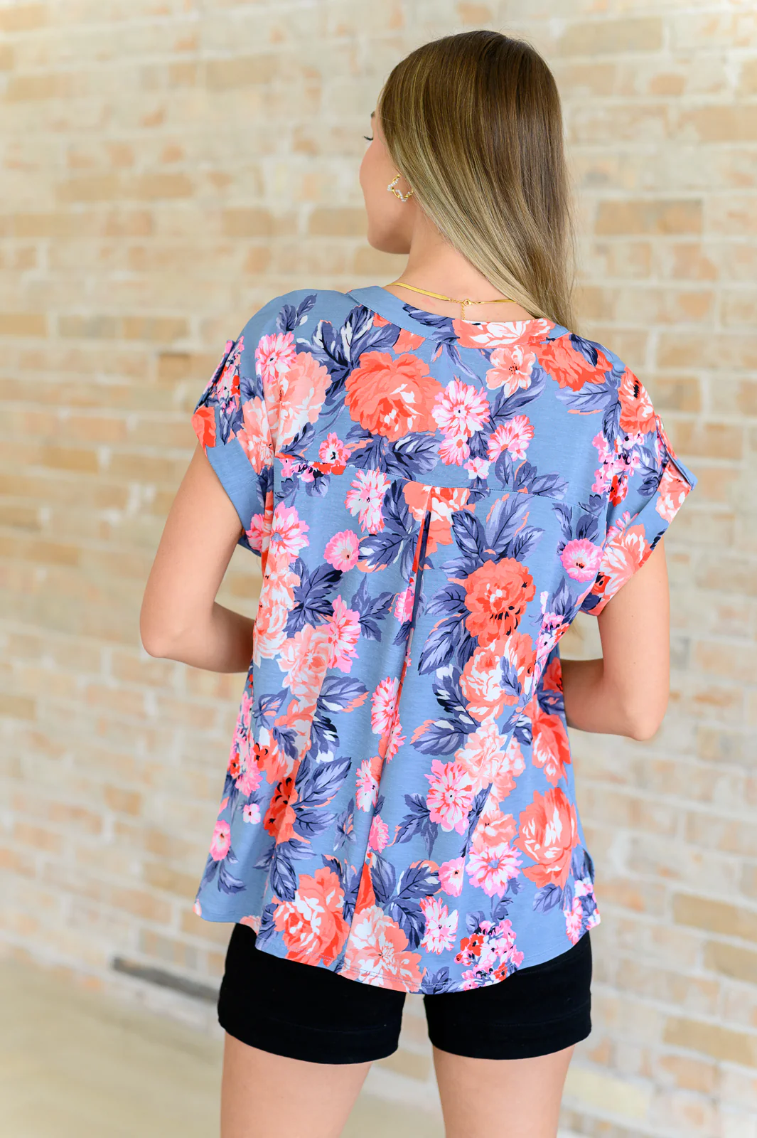 Lizzy Cap Sleeve Top in Dusty Blue and Coral Roses - 5/31/2024 - Image 7