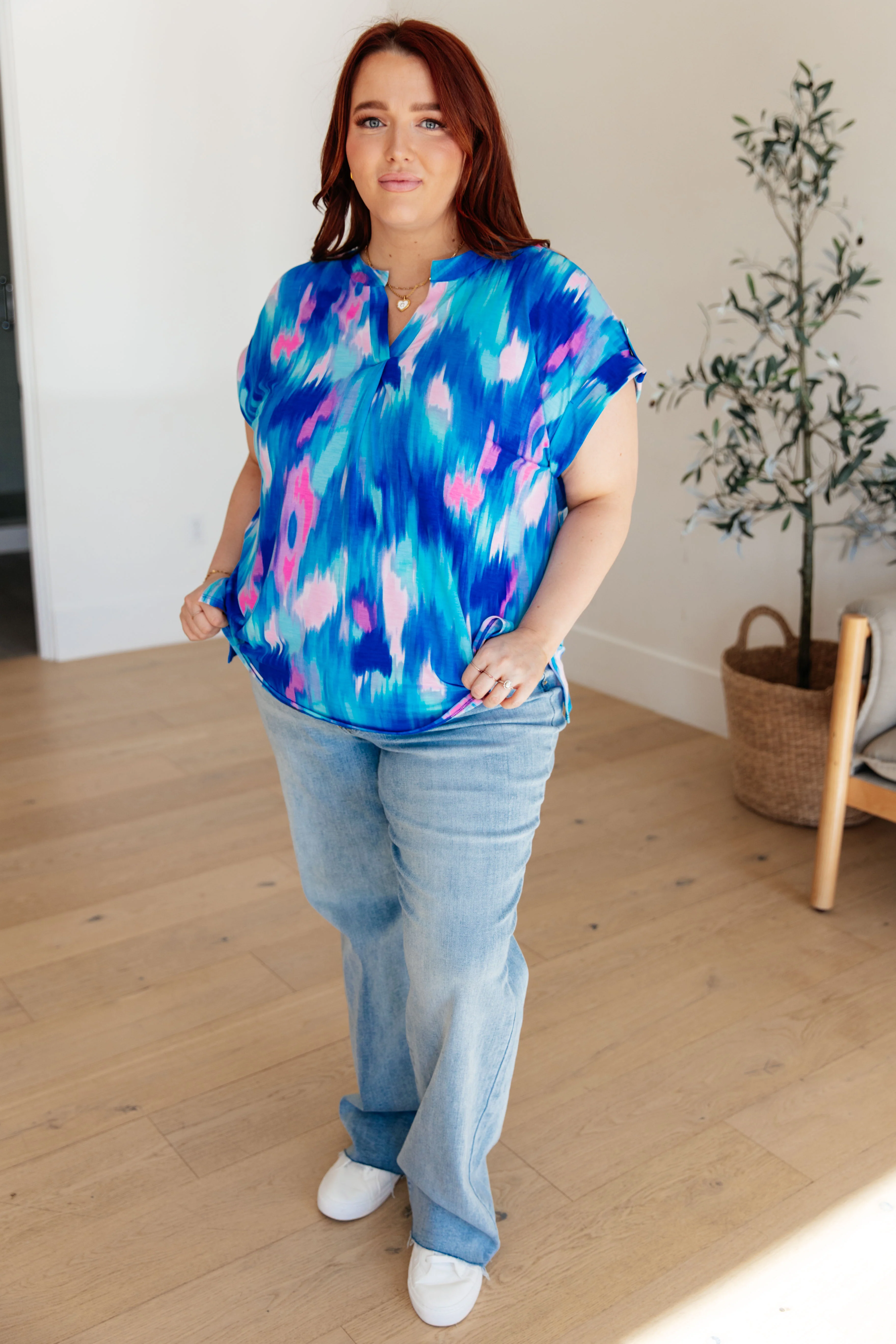 Lizzy Cap Sleeve Top in Royal Brush Strokes - 3/22/2024 - Image 5