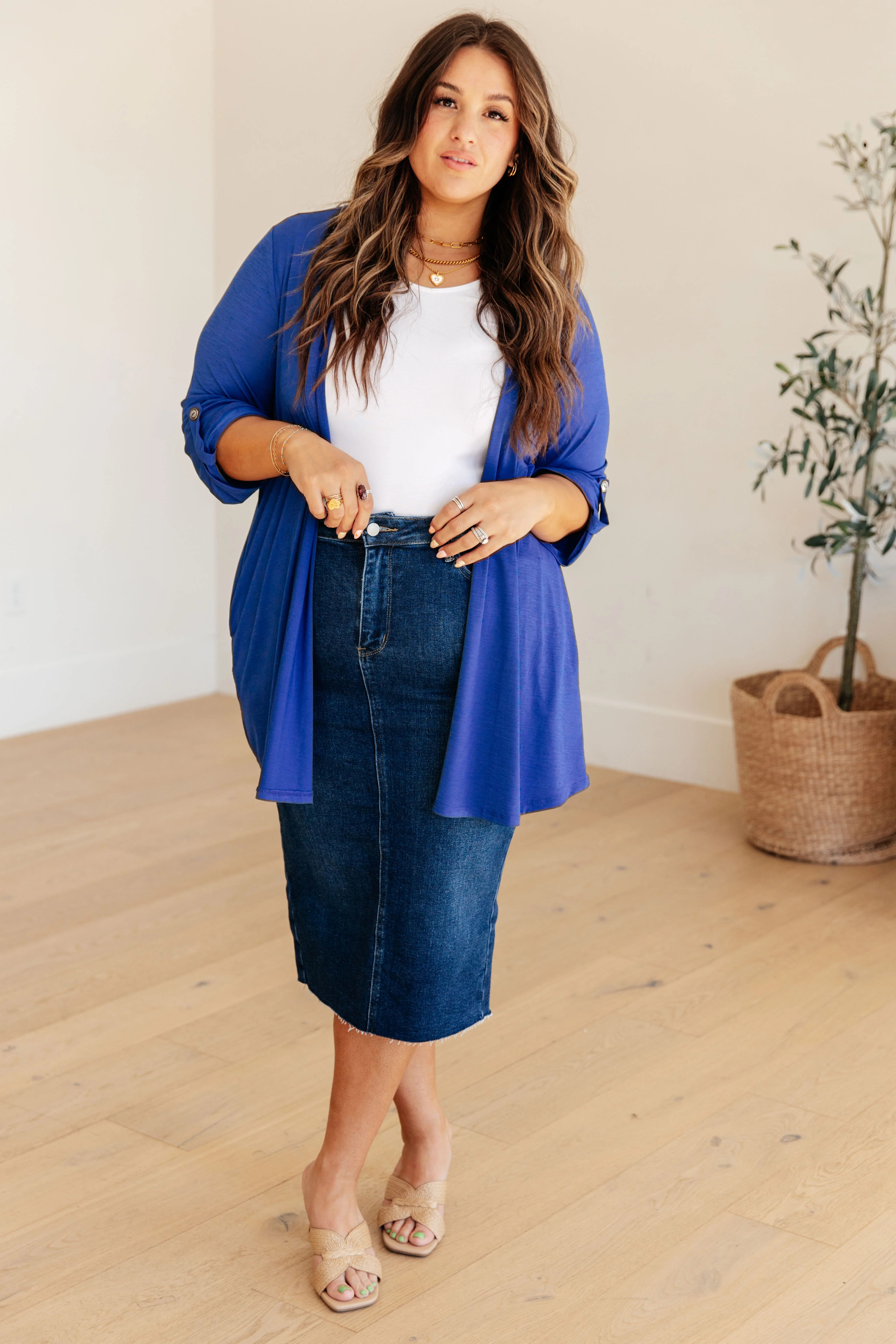 Lizzy Cardigan in Royal Blue - 3/15/2024 - Image 5