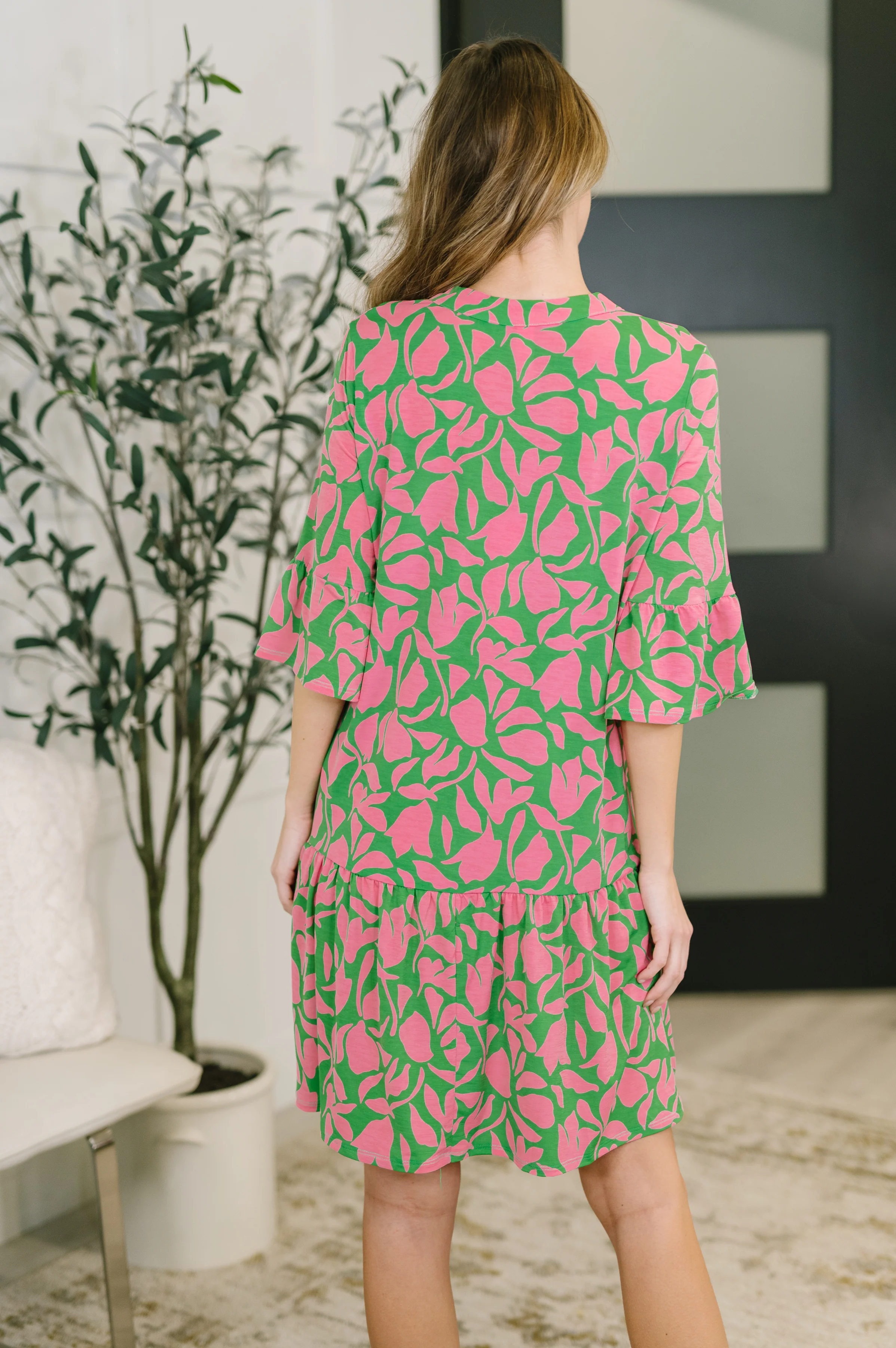 Lizzy Sunday Dress in Emerald Abstract Floral- 7/20/2026 - Image 5