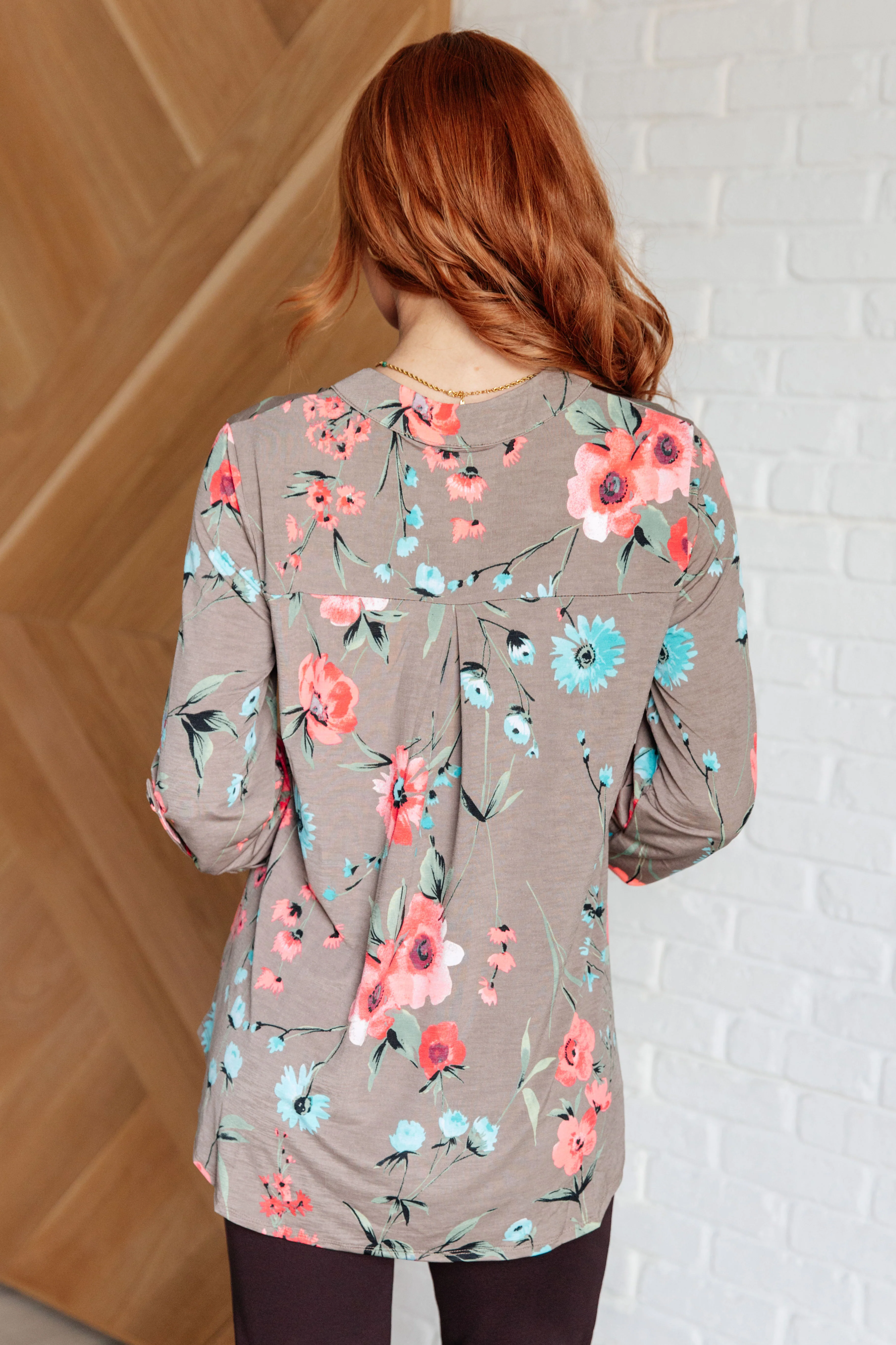 Lizzy Top in Mocha and Coral Floral - 8/29/2024 - Image 9