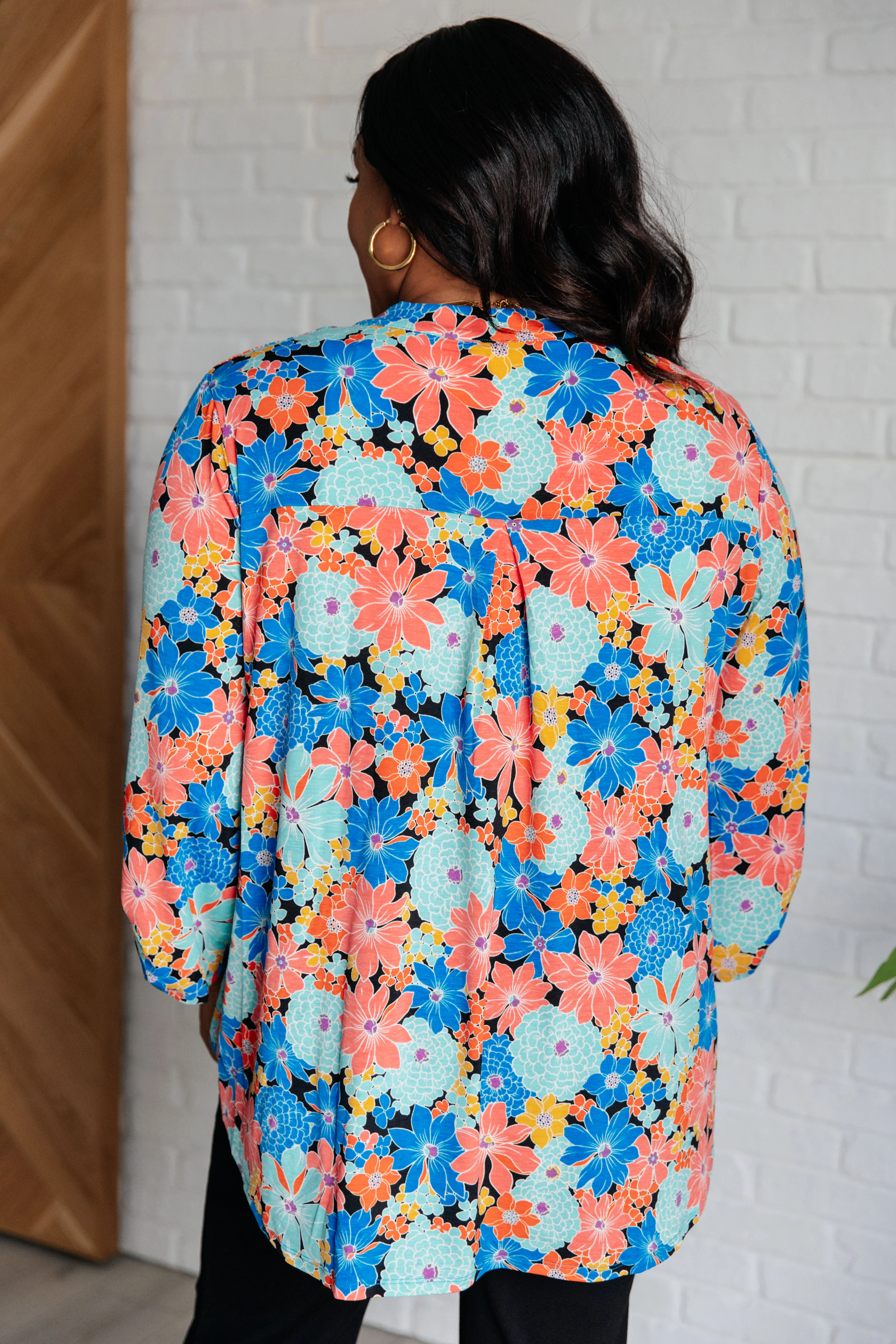 Lizzy Top in Royal and Jade Floral - 8/29/2024 - Image 10
