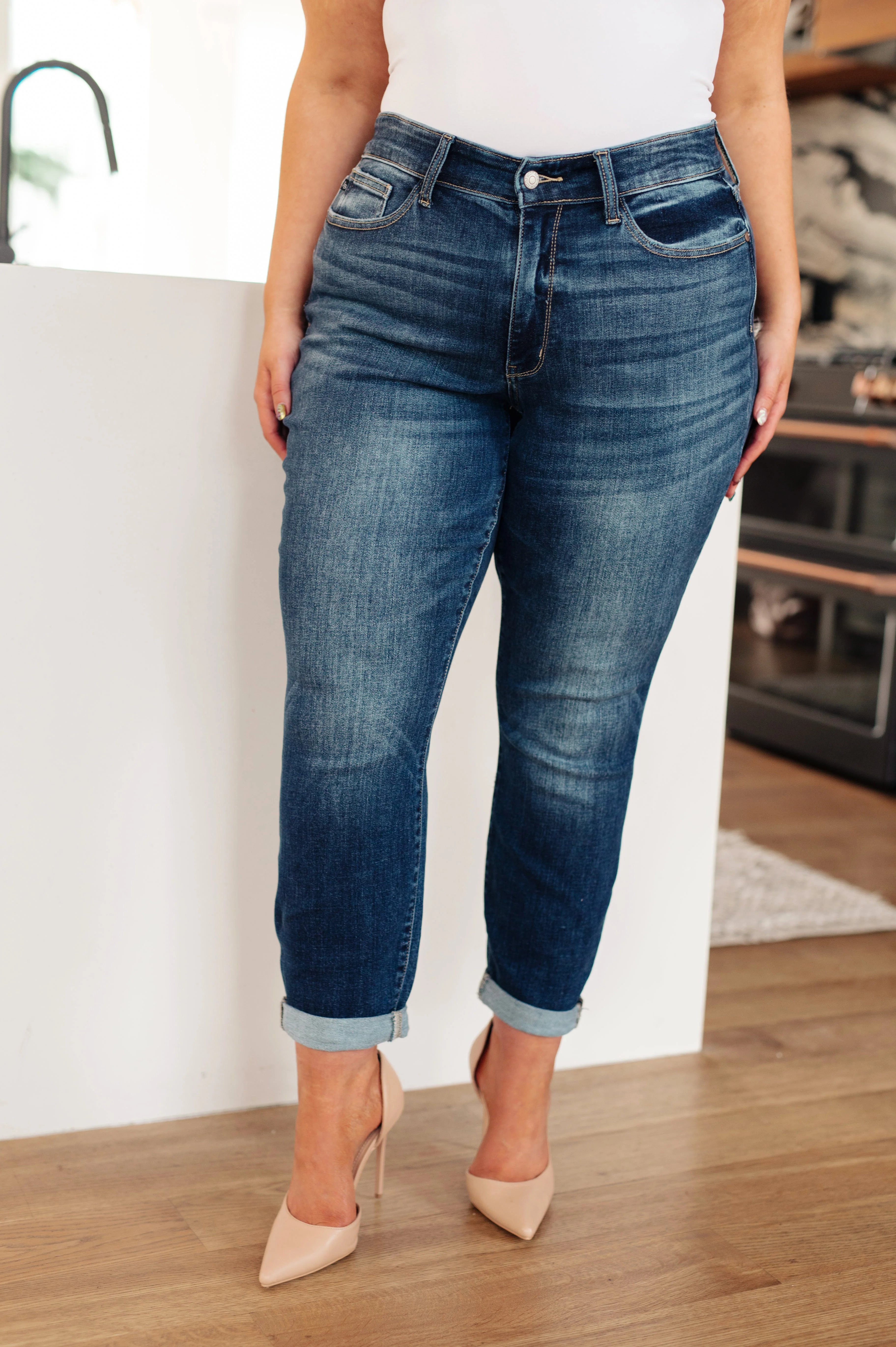 London Midrise Cuffed Boyfriend Jeans - 12/6/2023 - Image 10