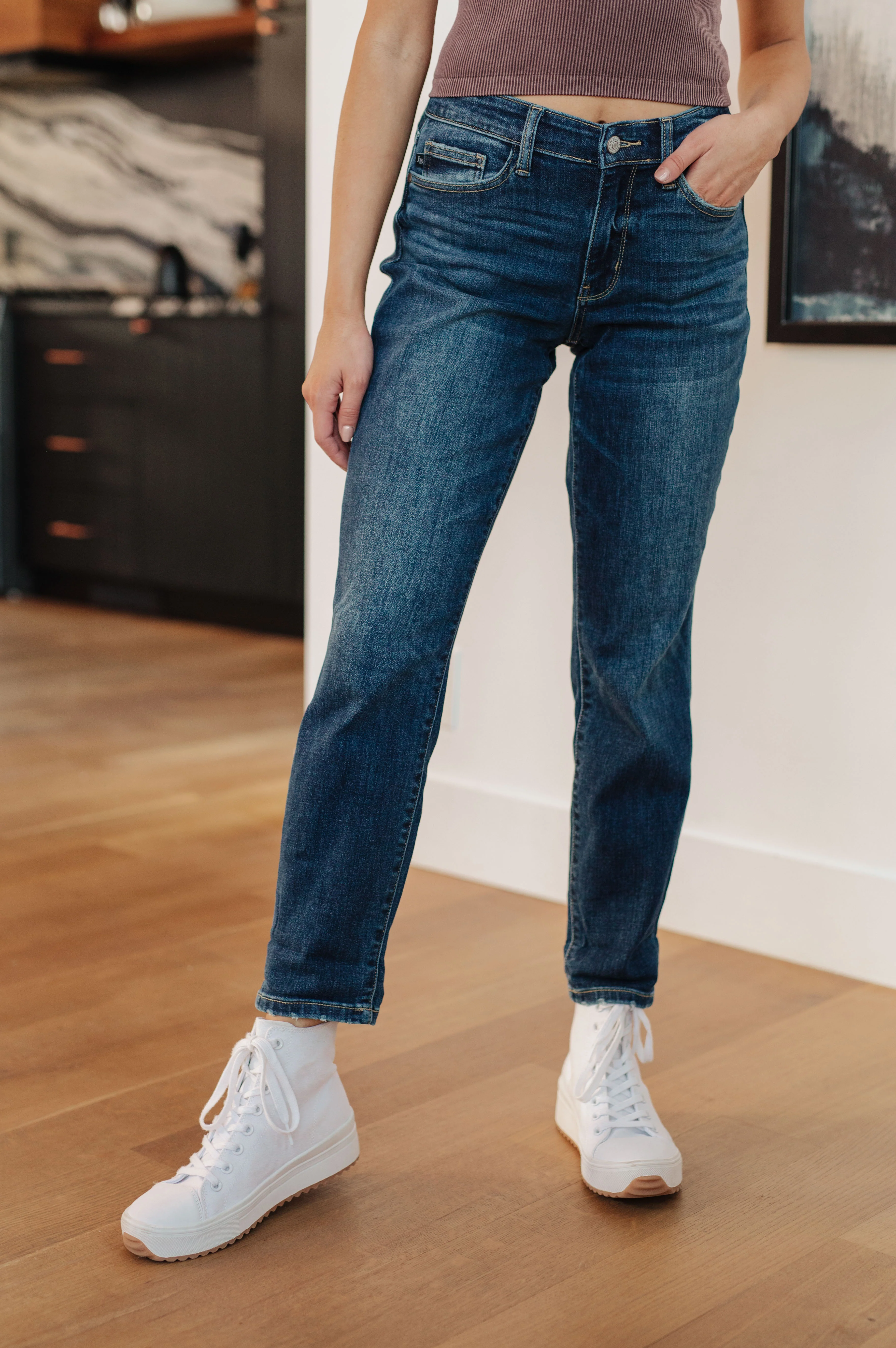 London Midrise Cuffed Boyfriend Jeans - 12/6/2023 - Image 14
